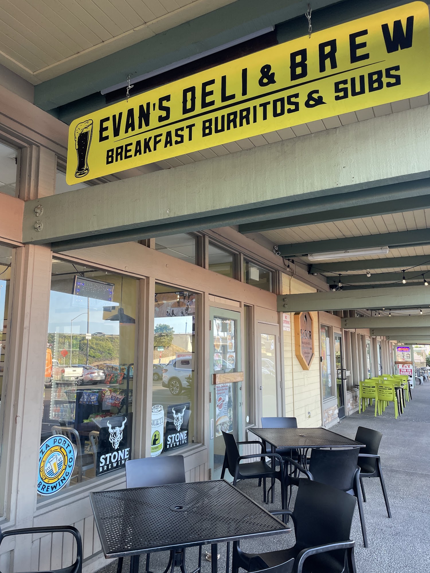 Evan’s Deli & Brew