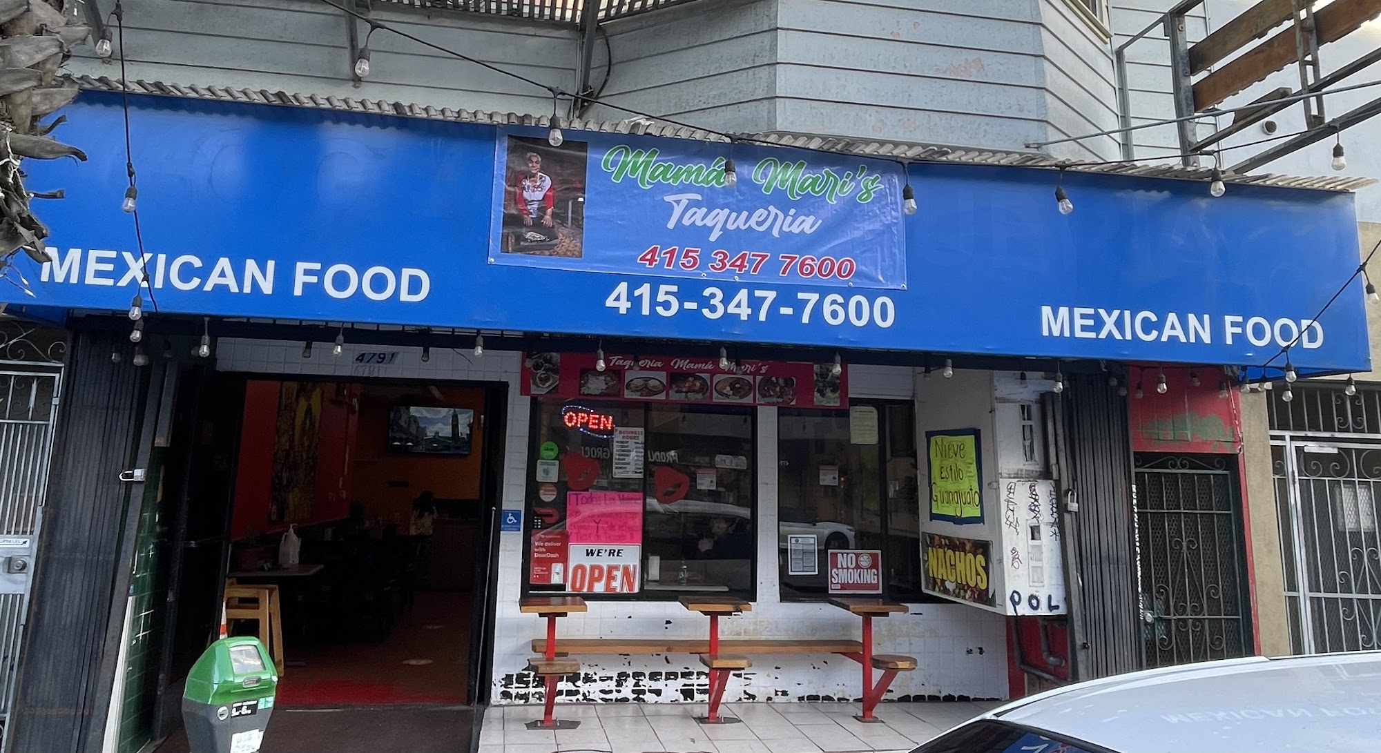 Mamá Mari's Taqueria