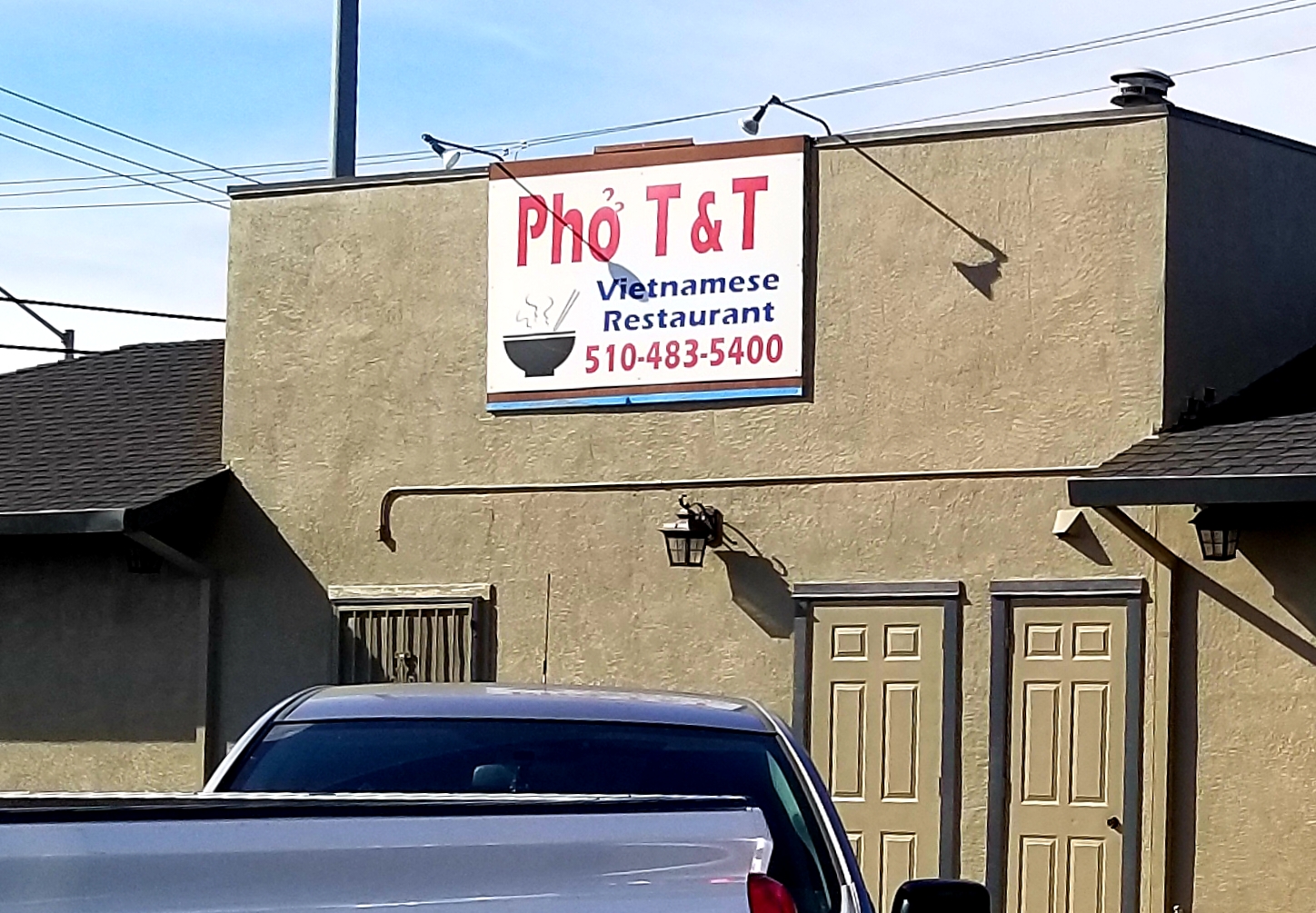 Pho T & T