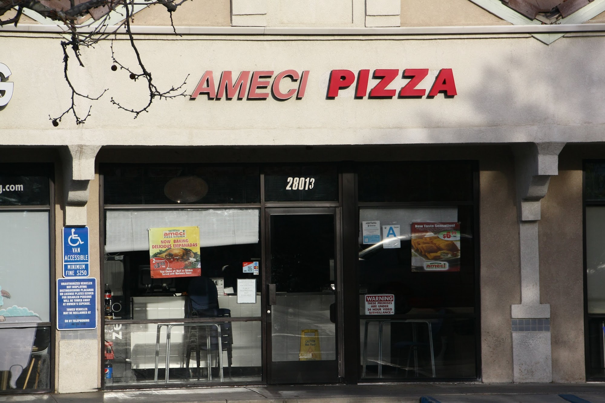 Ameci Pizza & Pasta