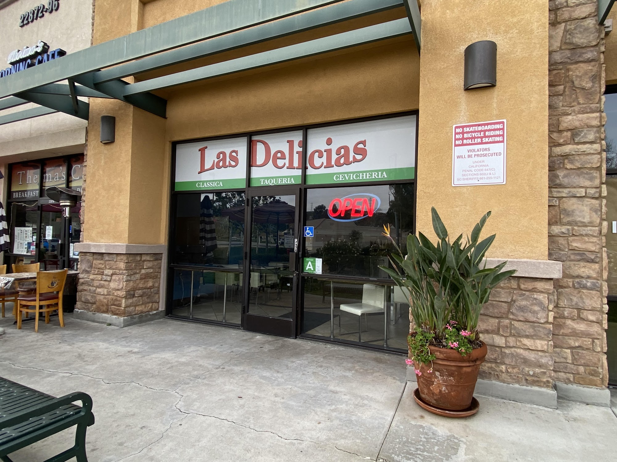 Las Delicias Taqueria and Cevicheria