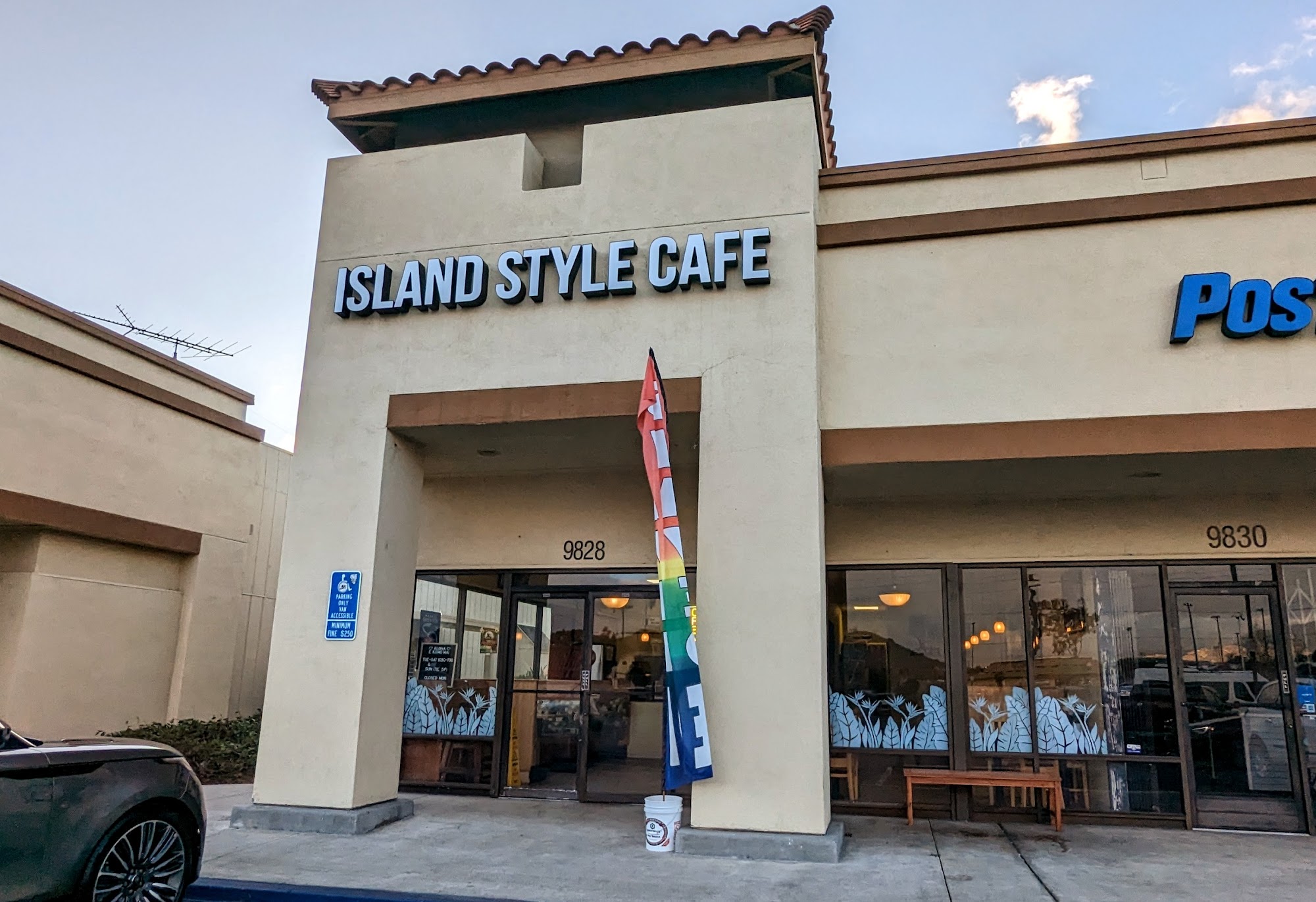 Island Style Cafe