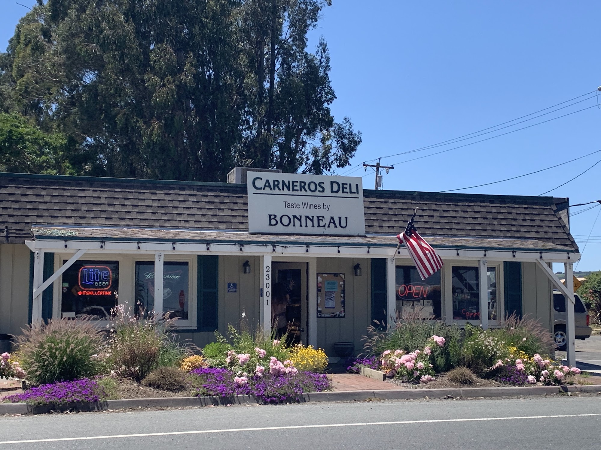 BONNEAU Market Deli