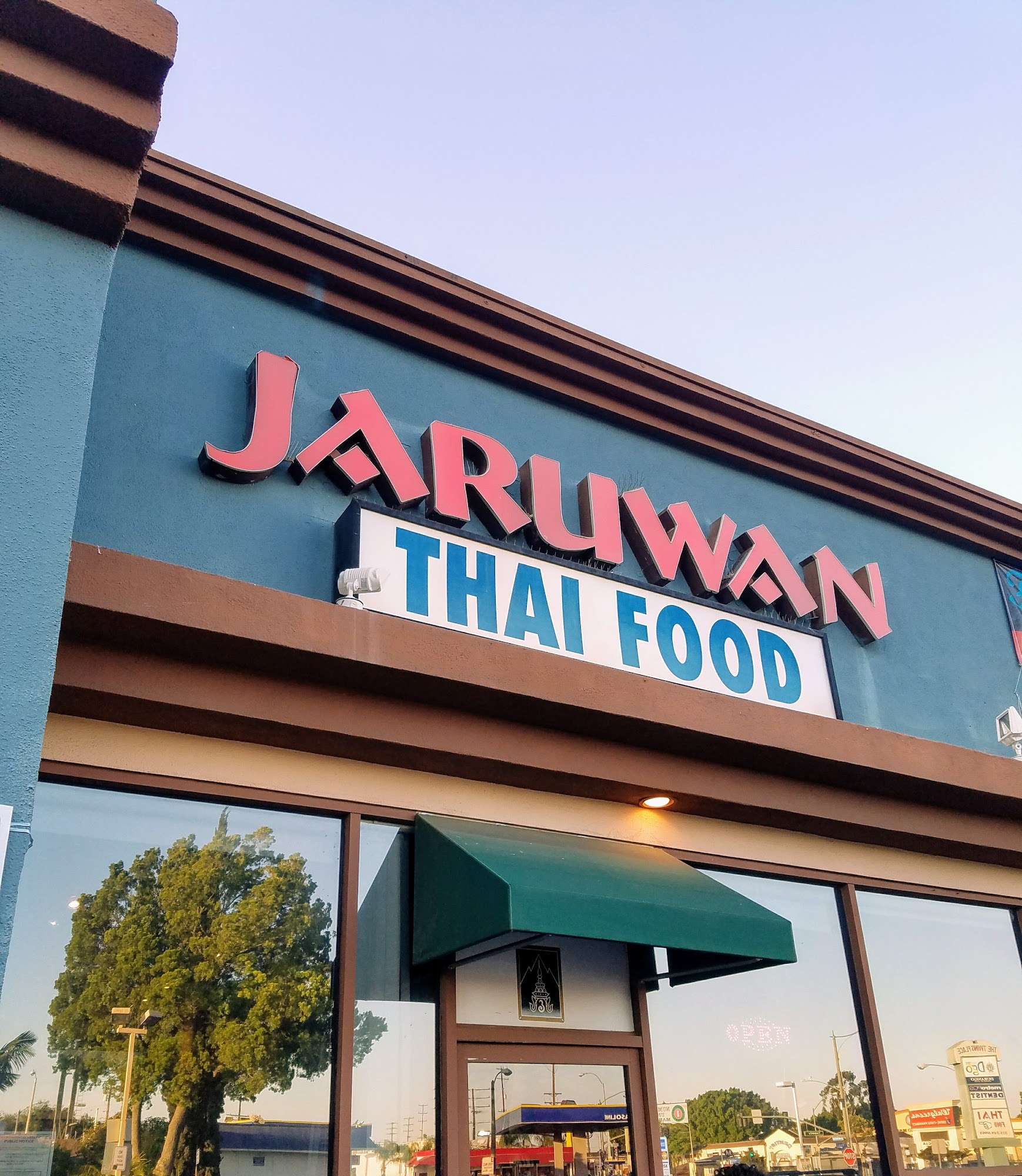 Jaruwan