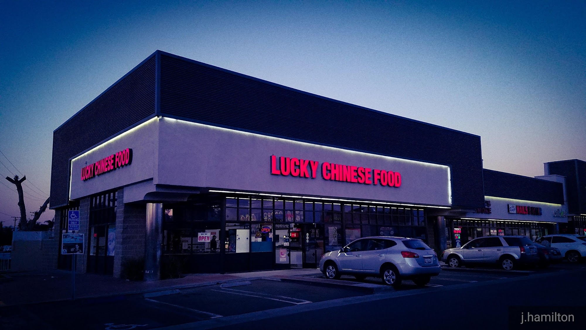 Lucky Chinese Food