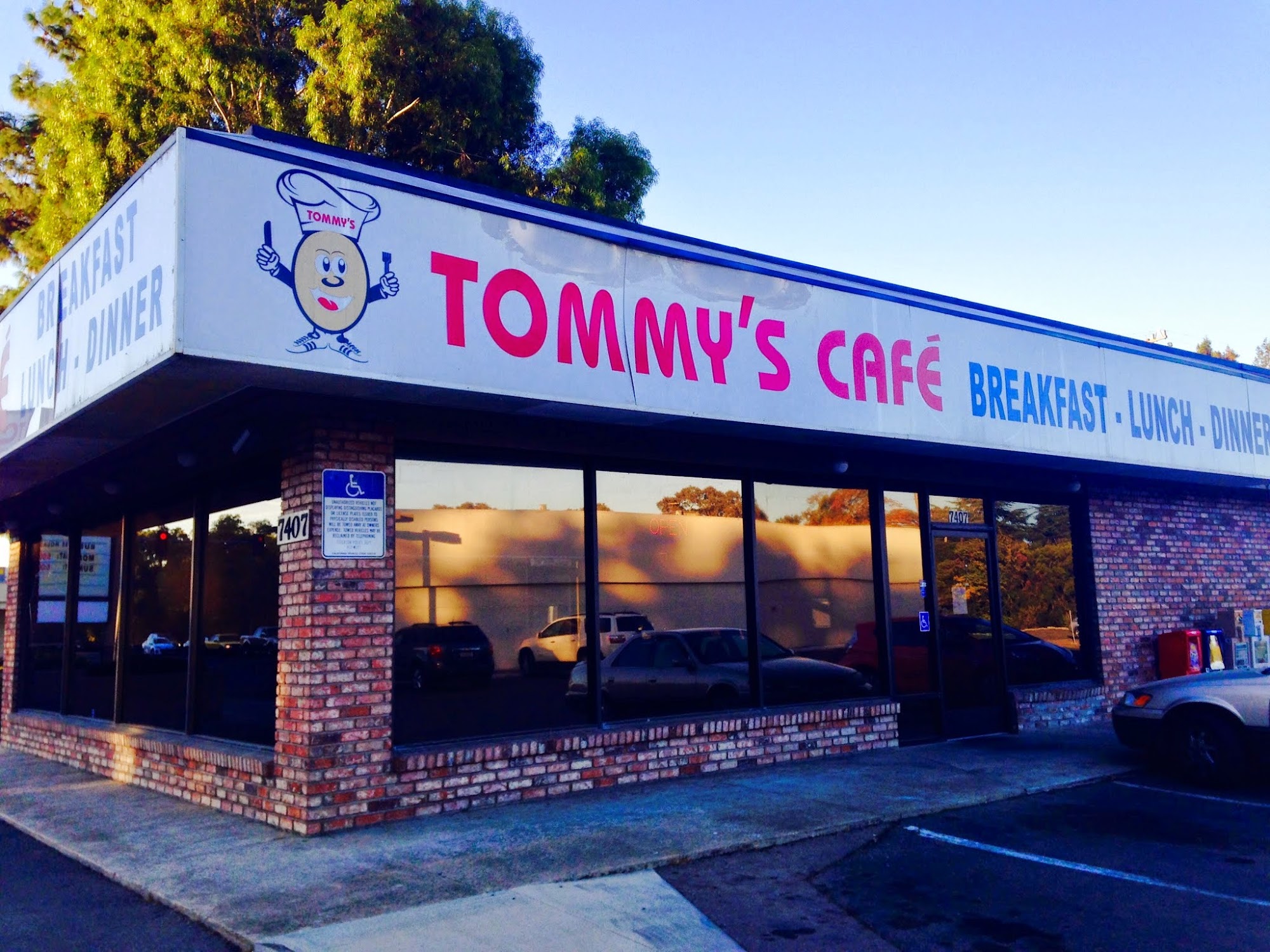 Tommy's Cafe