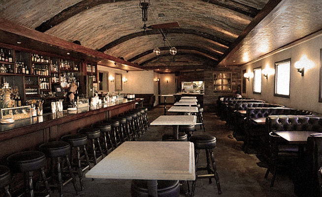 Black Market Liquor Bar - Studio City Restaurant and Bar