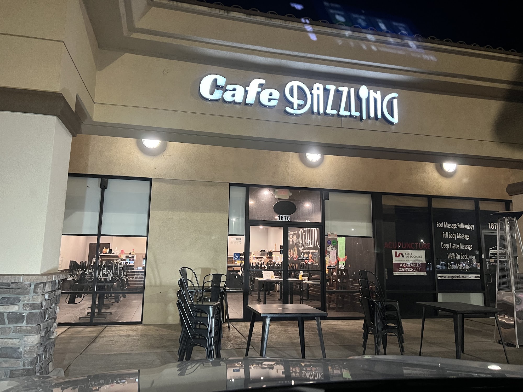 Cafe Dazzling