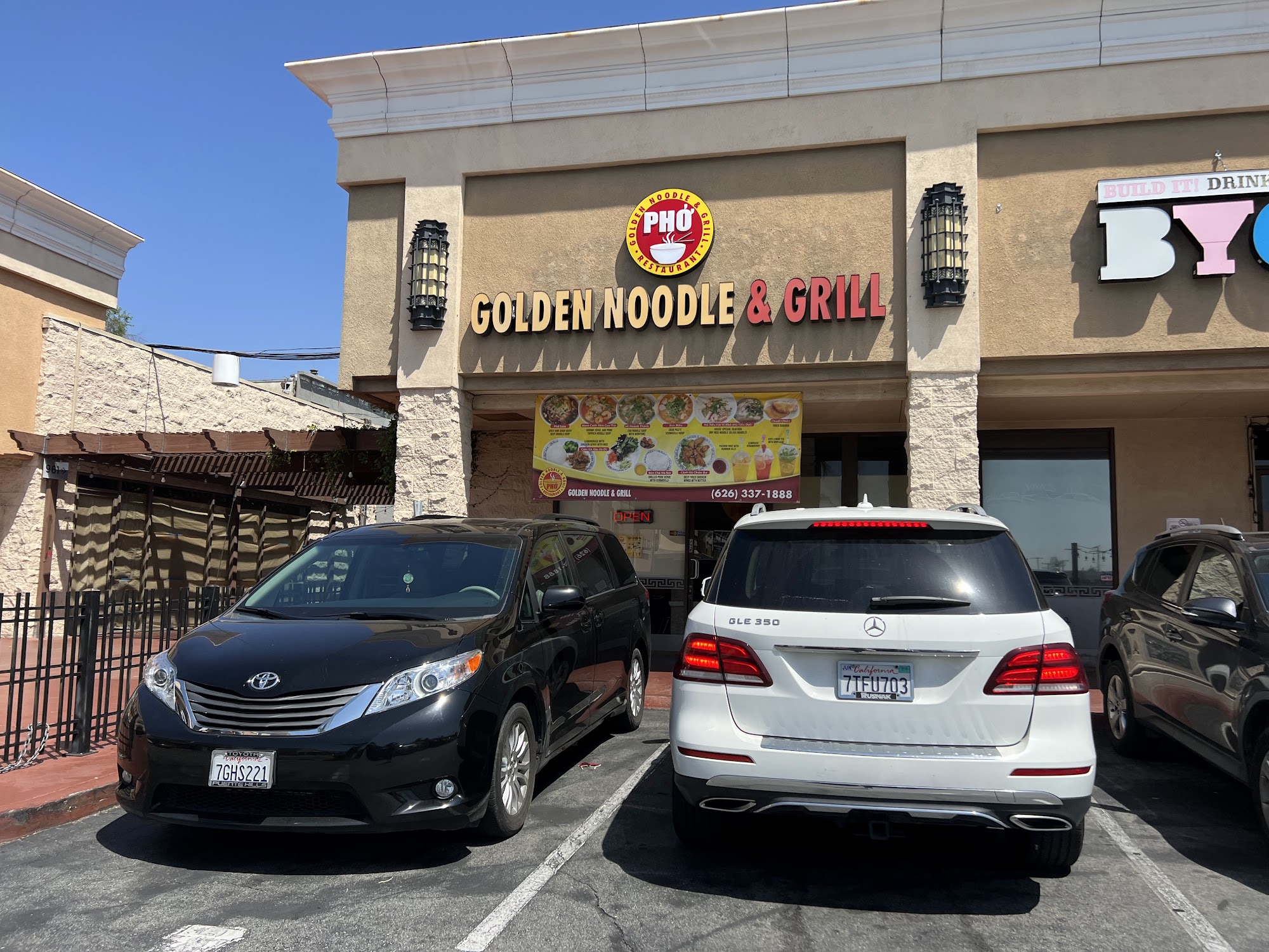 Golden Noodle & Grill