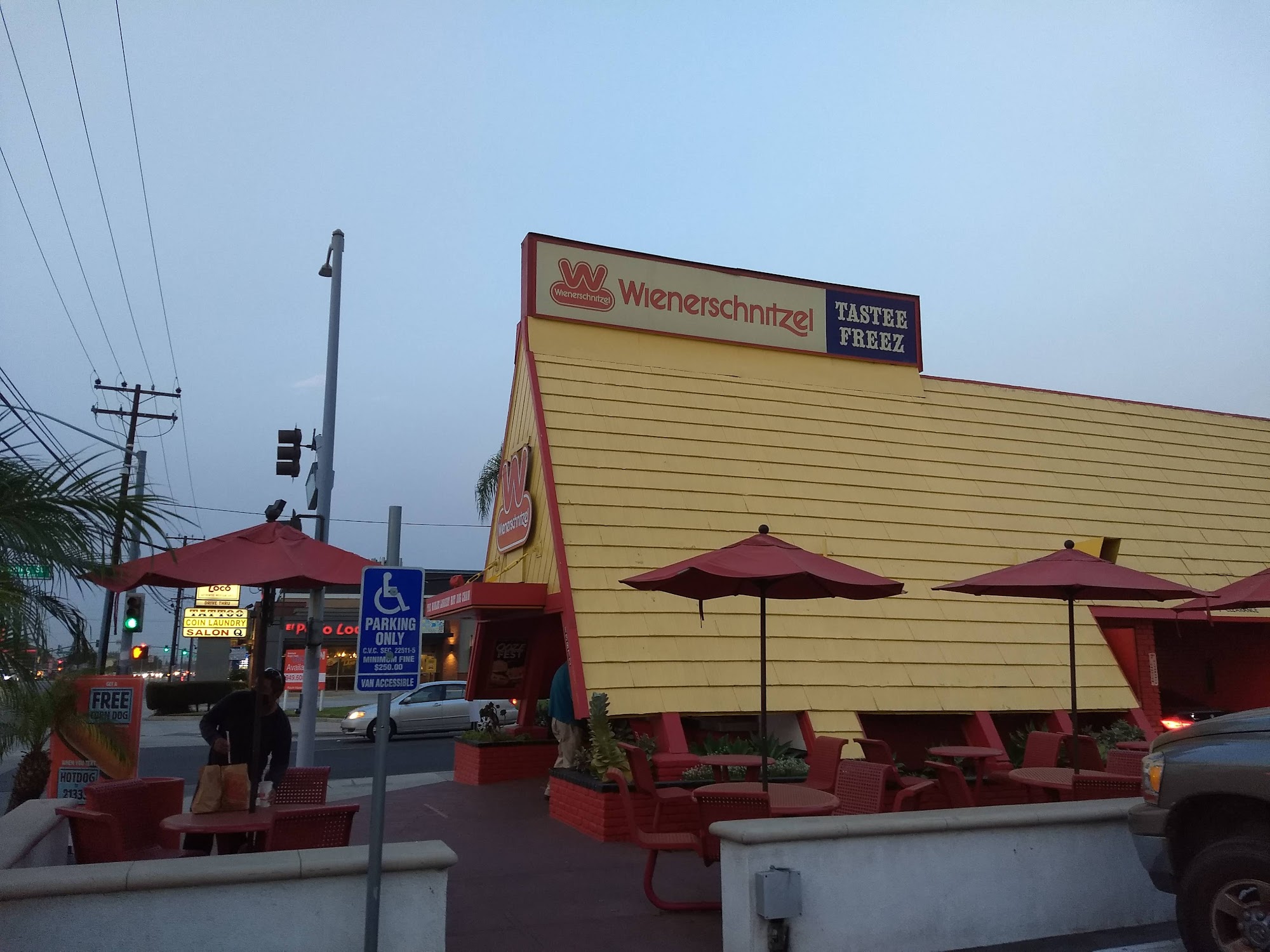 Wienerschnitzel