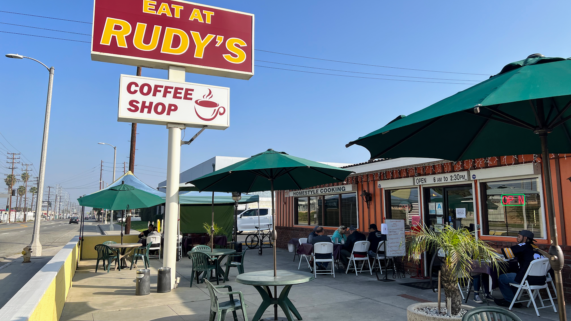 Eat At Rudy's