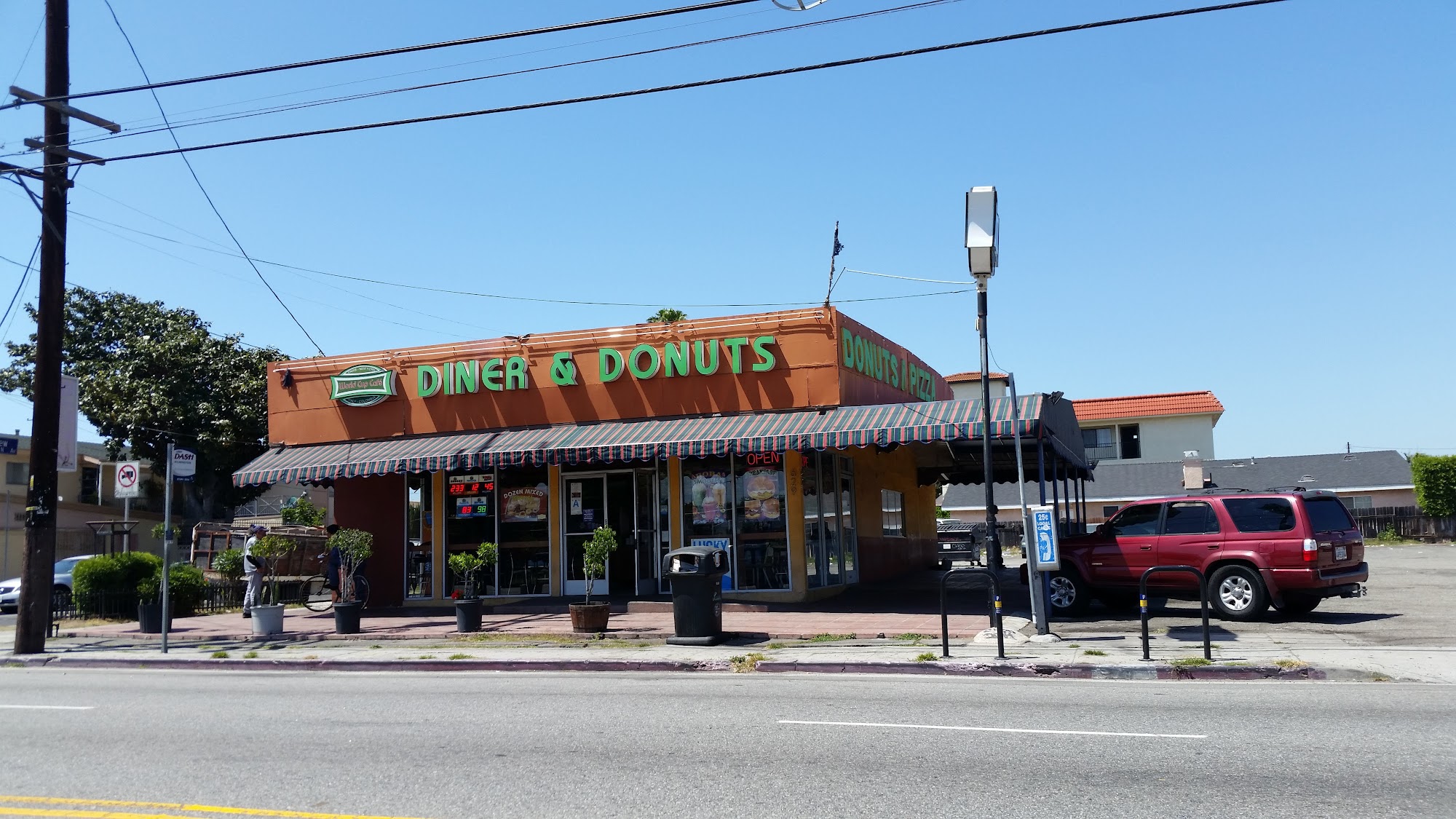 Diner & Donuts