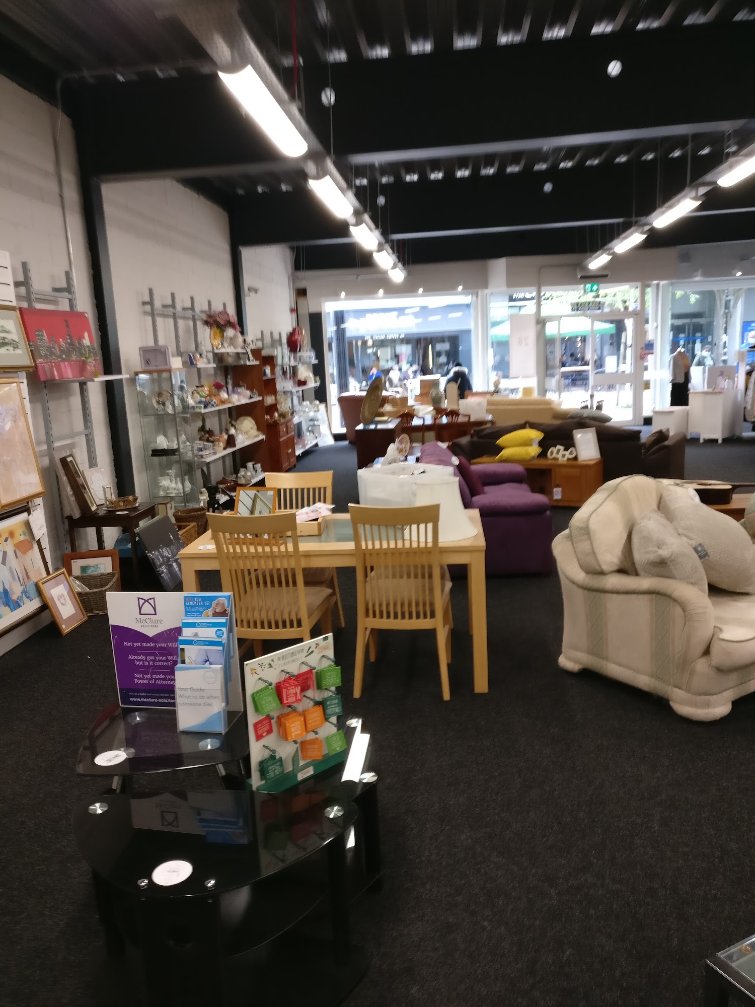 Roy Castle Lung Cancer Foundation Wilmslow Shop