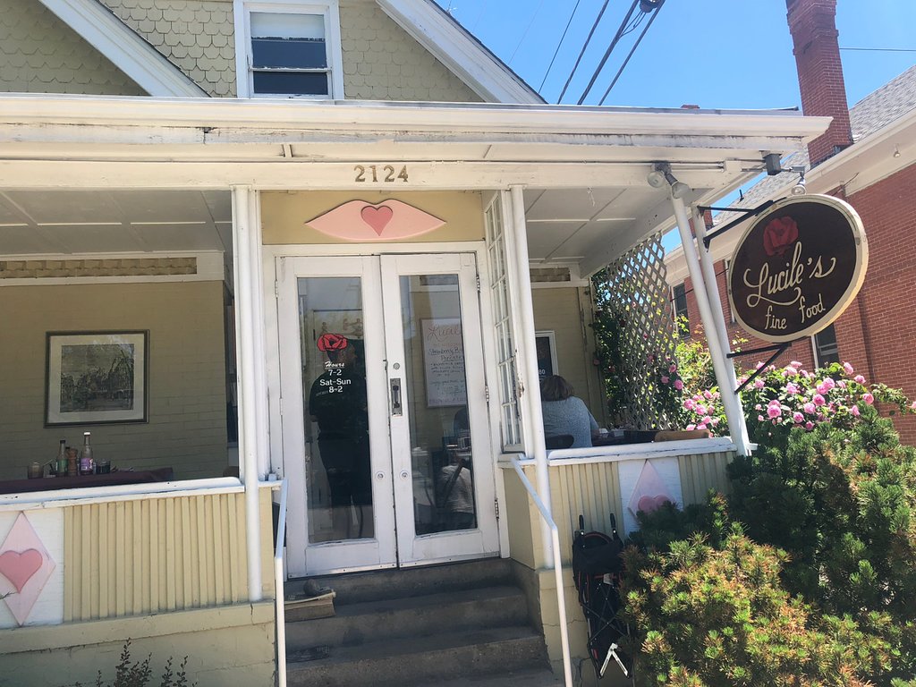 Lucile's Creole Cafe