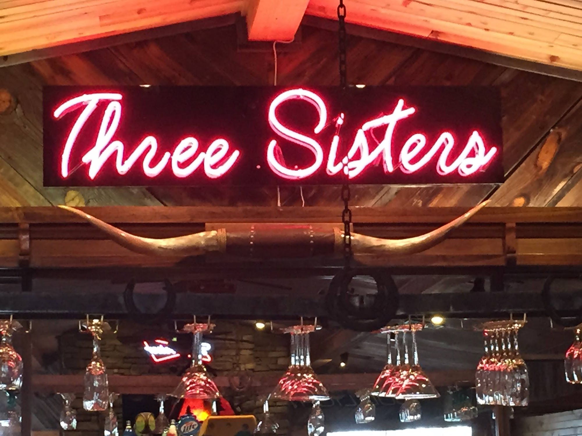 Three Sister's Tavern & Grill