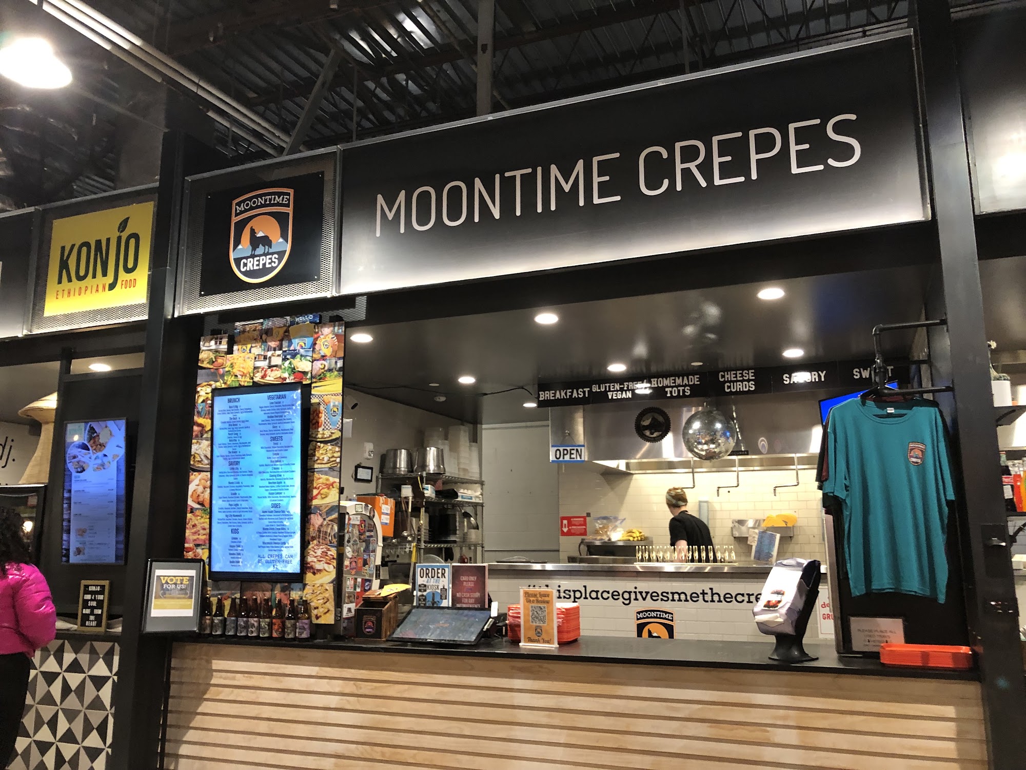 Moontime Crepes