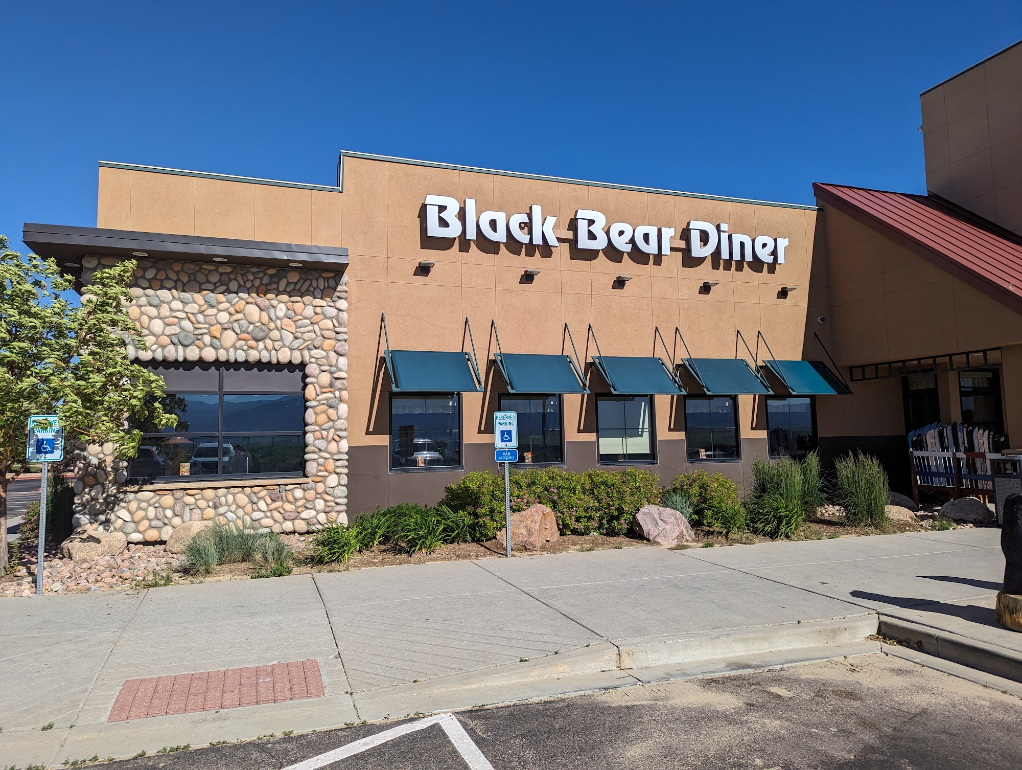 Black Bear Diner