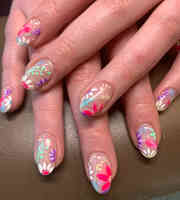 get polished nail & beauty salon