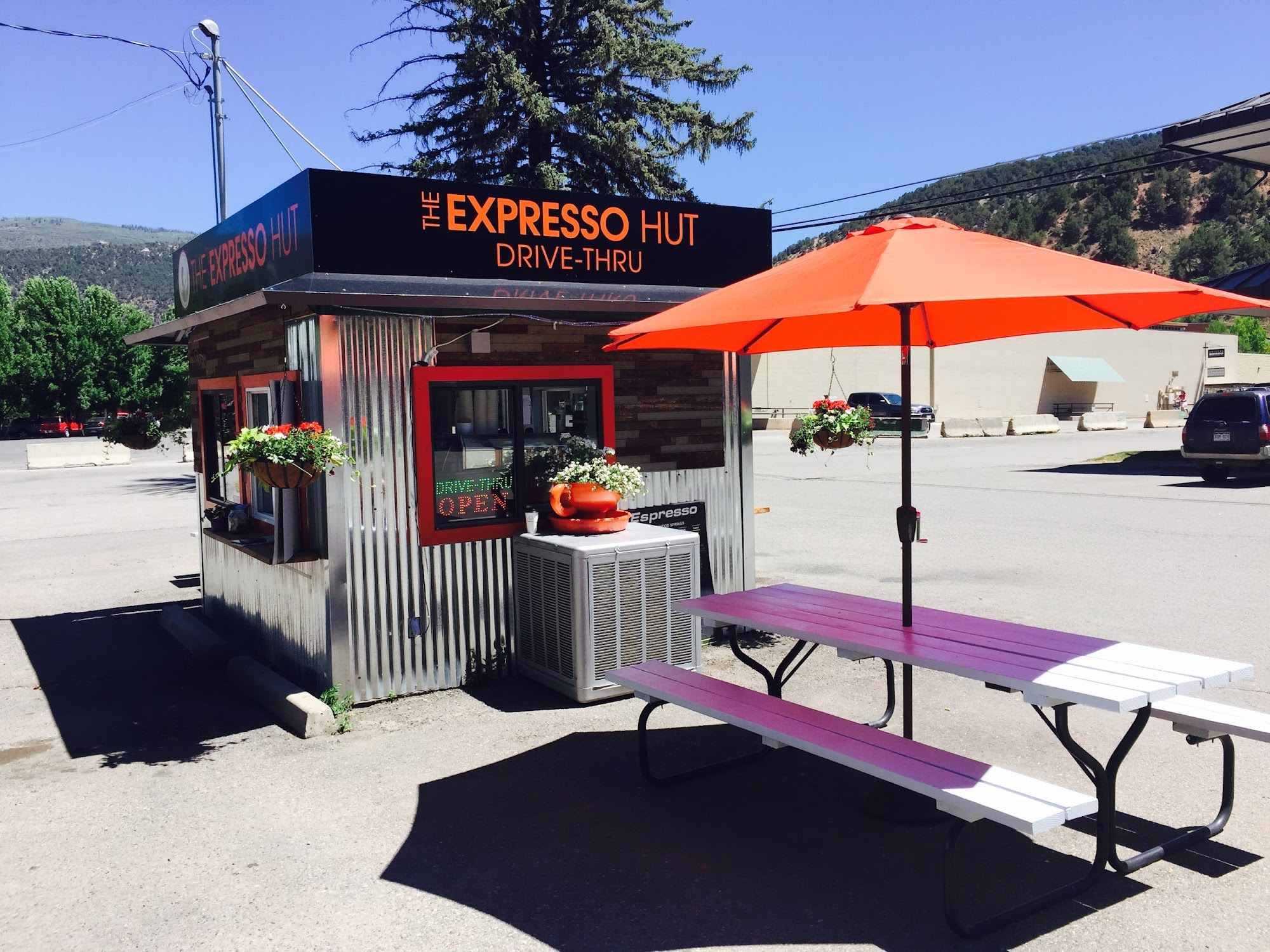 The Expresso Hut