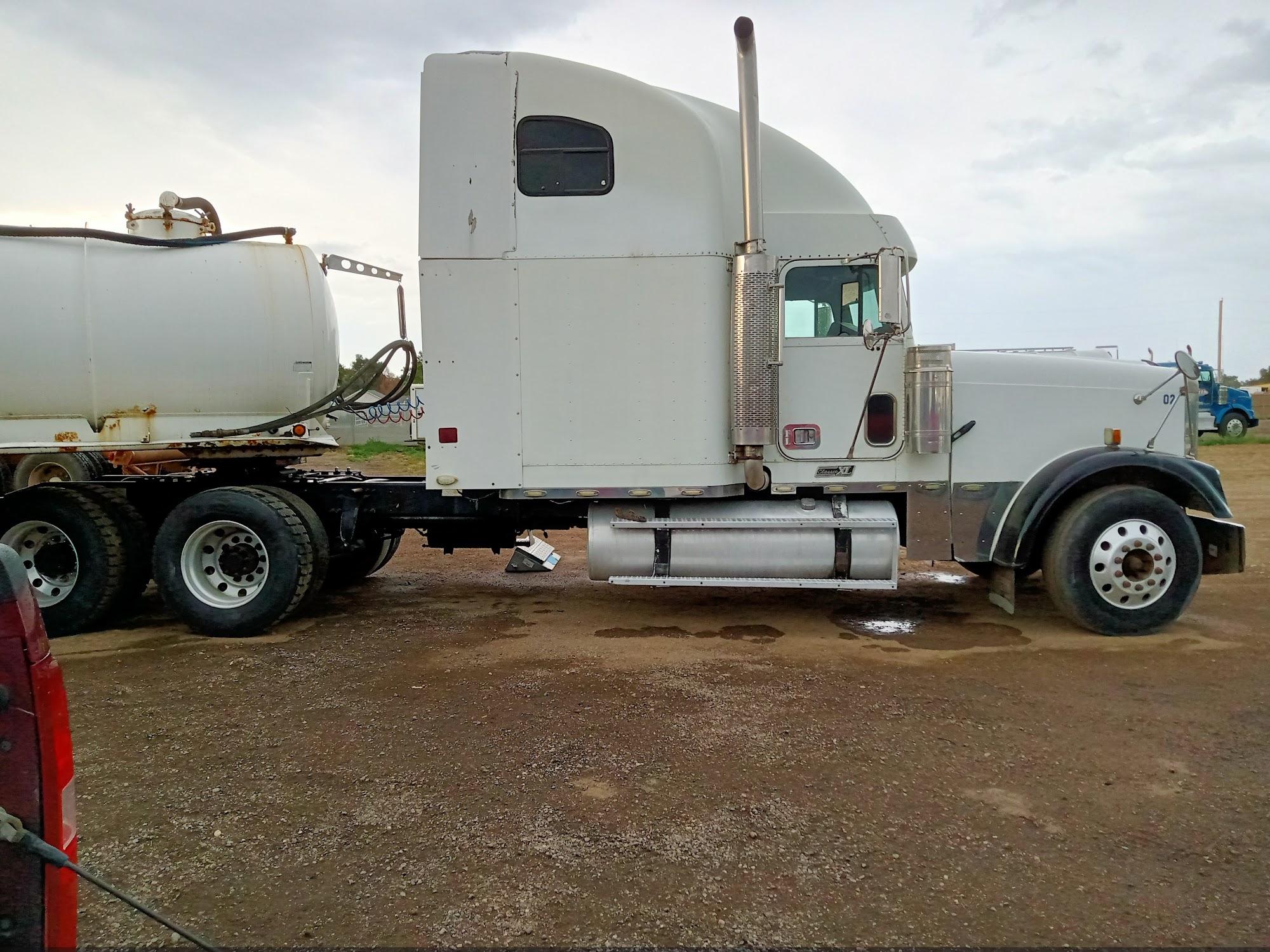 Dan Guzman Trucking