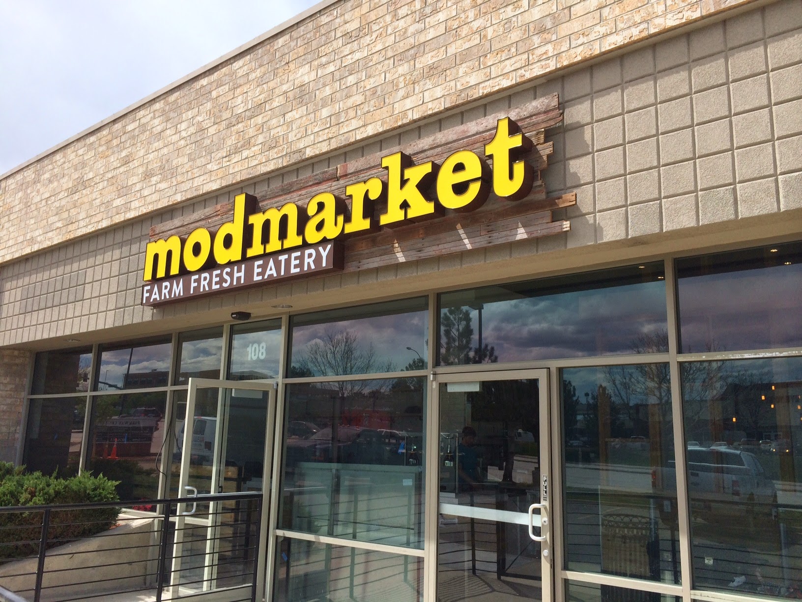 Modern Market Eatery