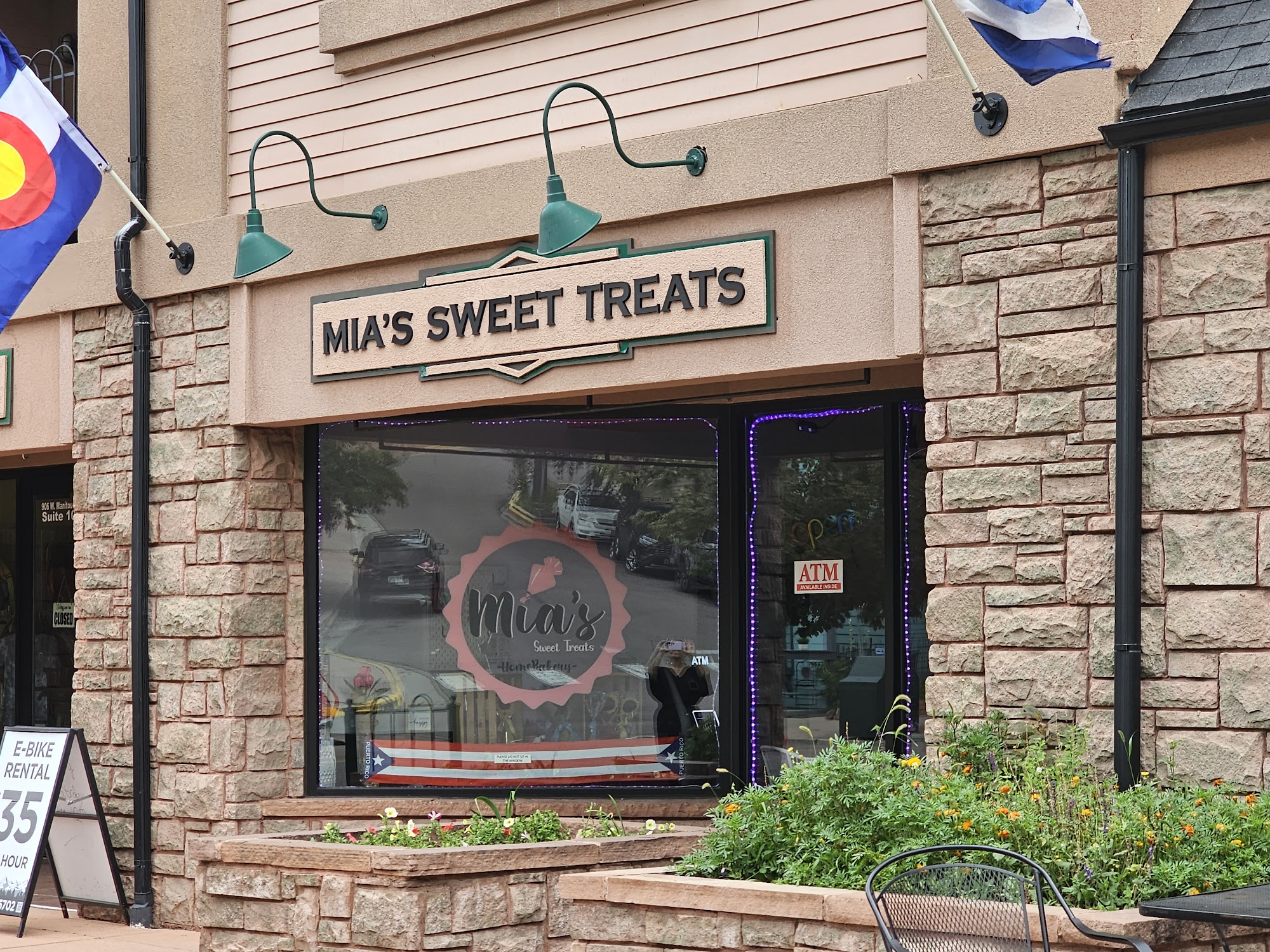 Mia's Sweet Treats