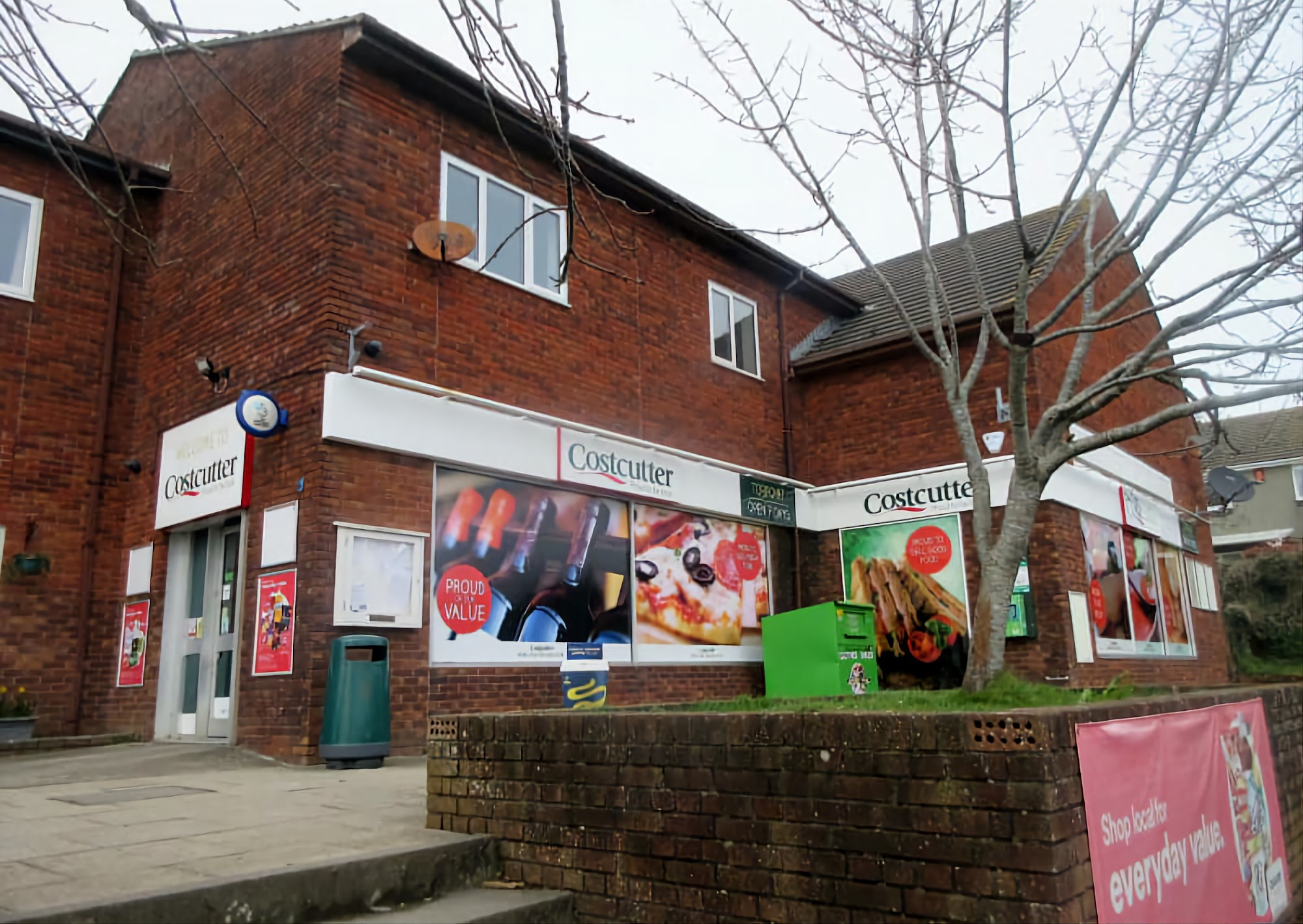 Costcutter - Trevithick Avenue, Torpoint