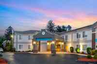 Best Western Plus New England Inn & Suites