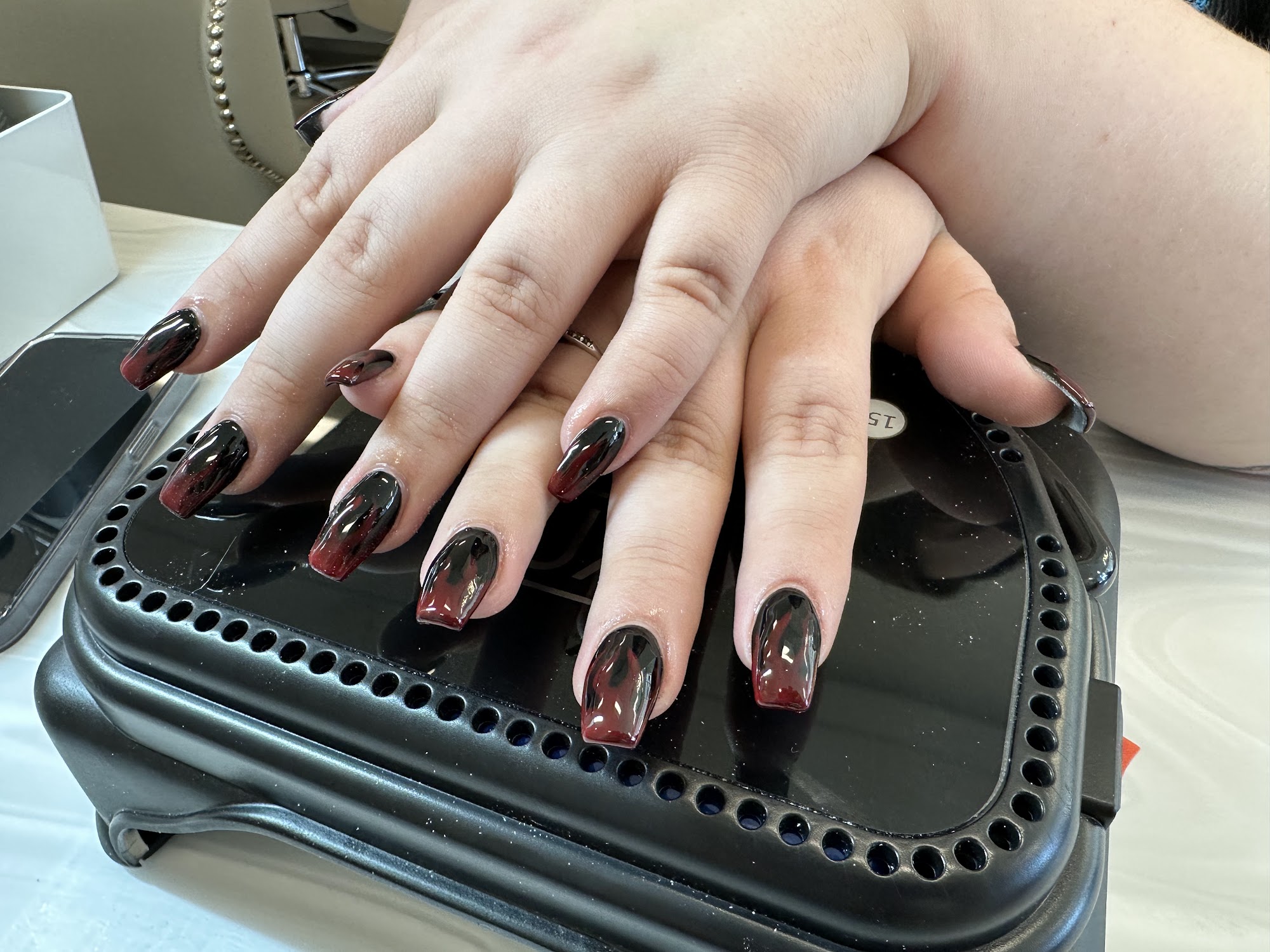 The Angel Tips Nail salon 110 Albany Turnpike #203, Canton Connecticut 06019