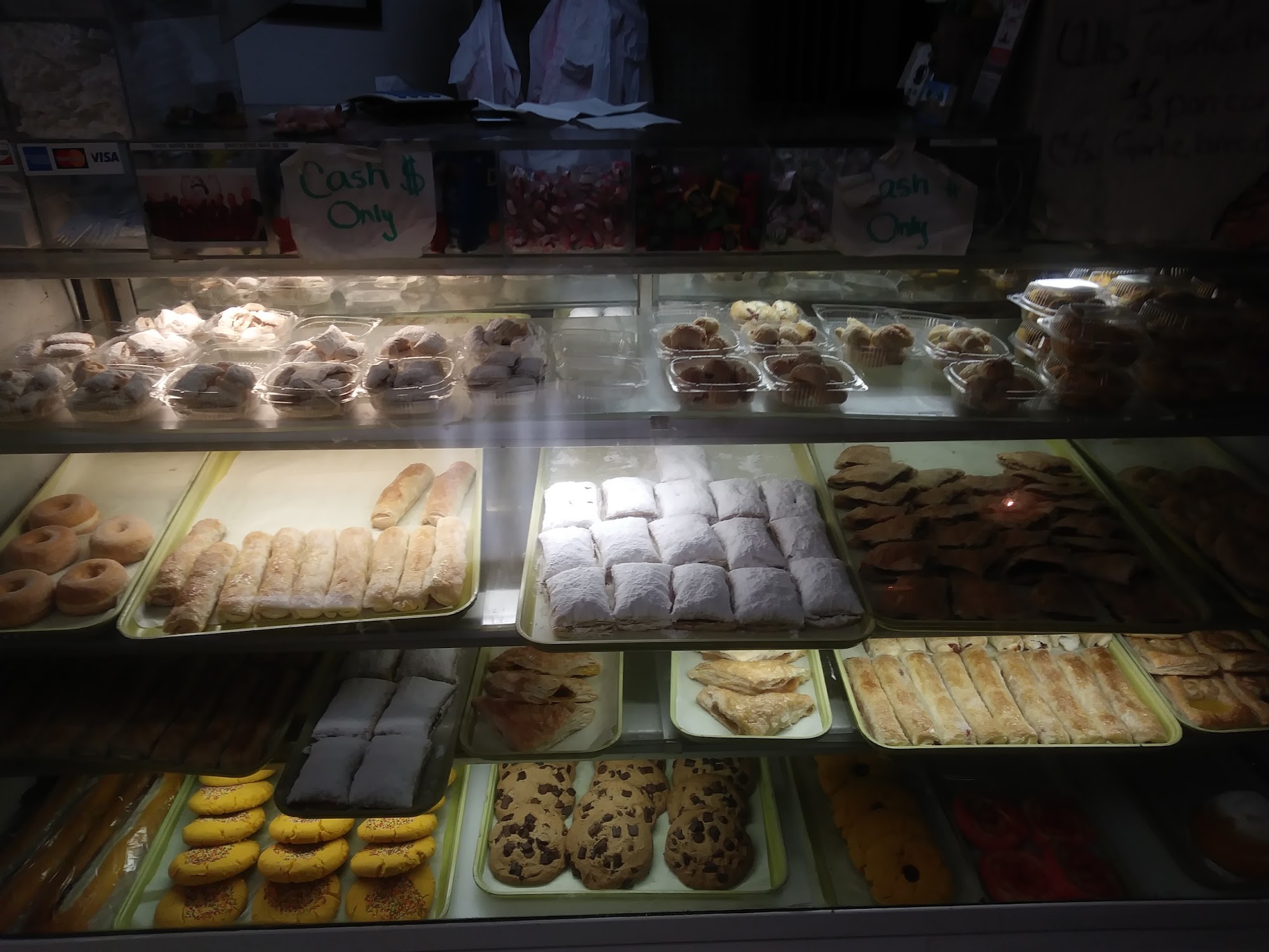 La Cayeyana Donis Bakery