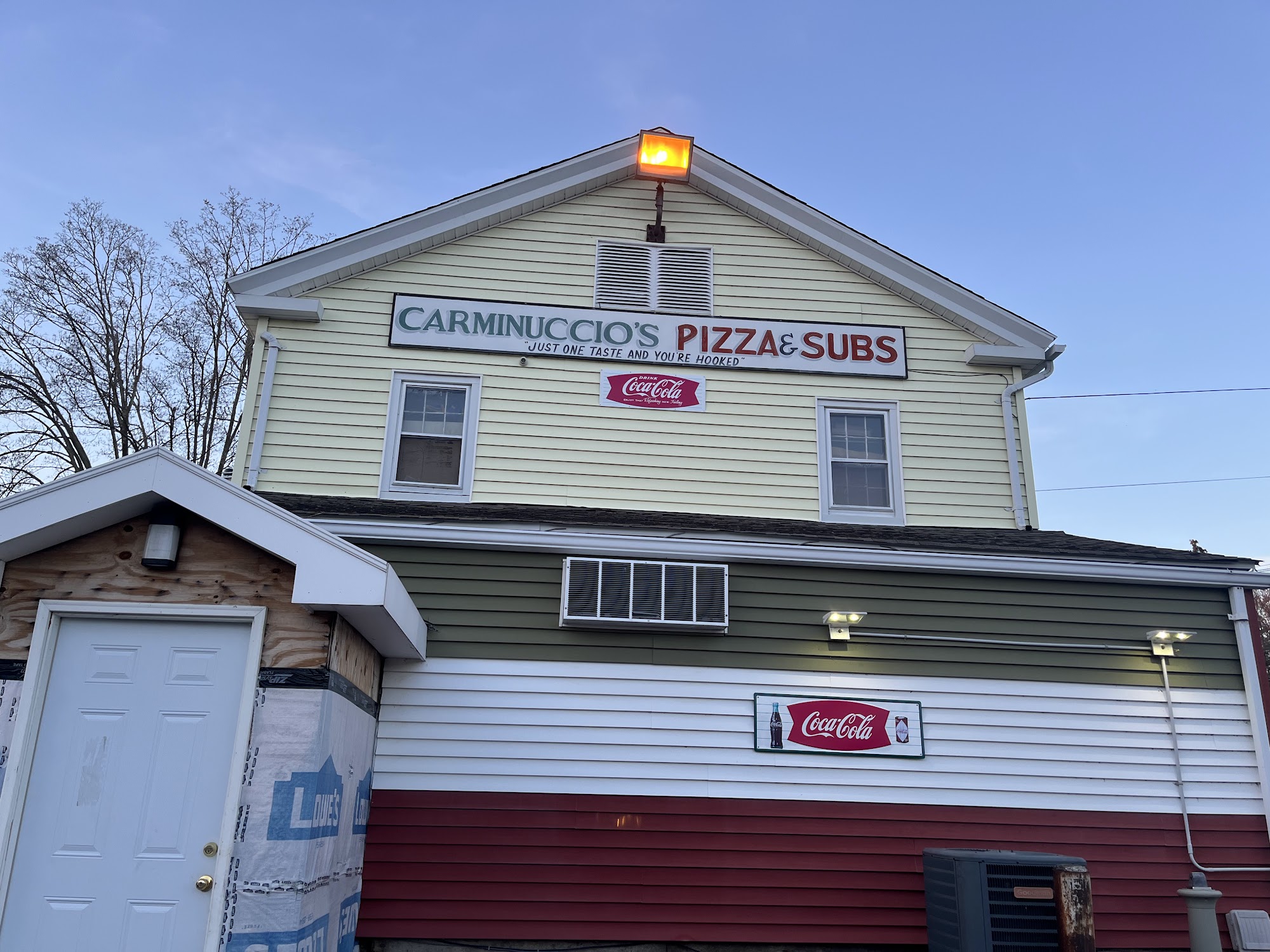 Carminuccio's Pizza & Subs