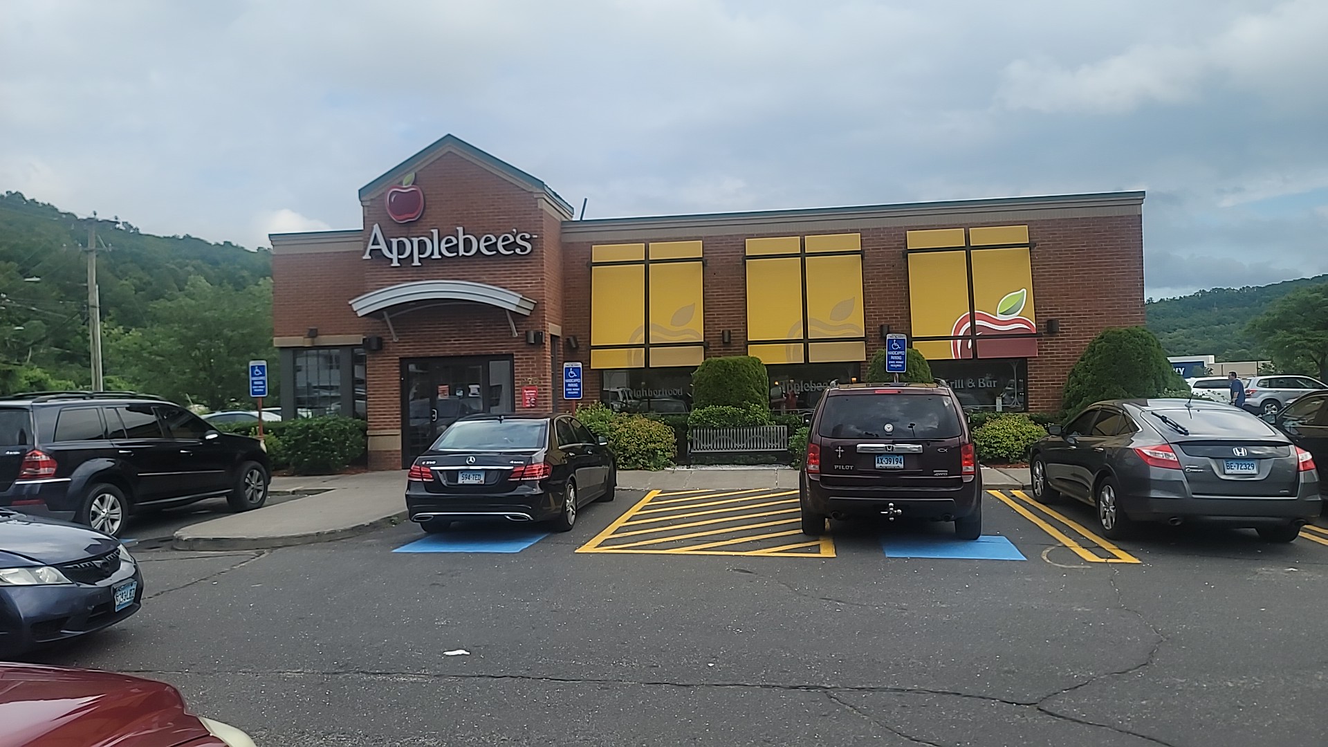 Applebee's Grill + Bar