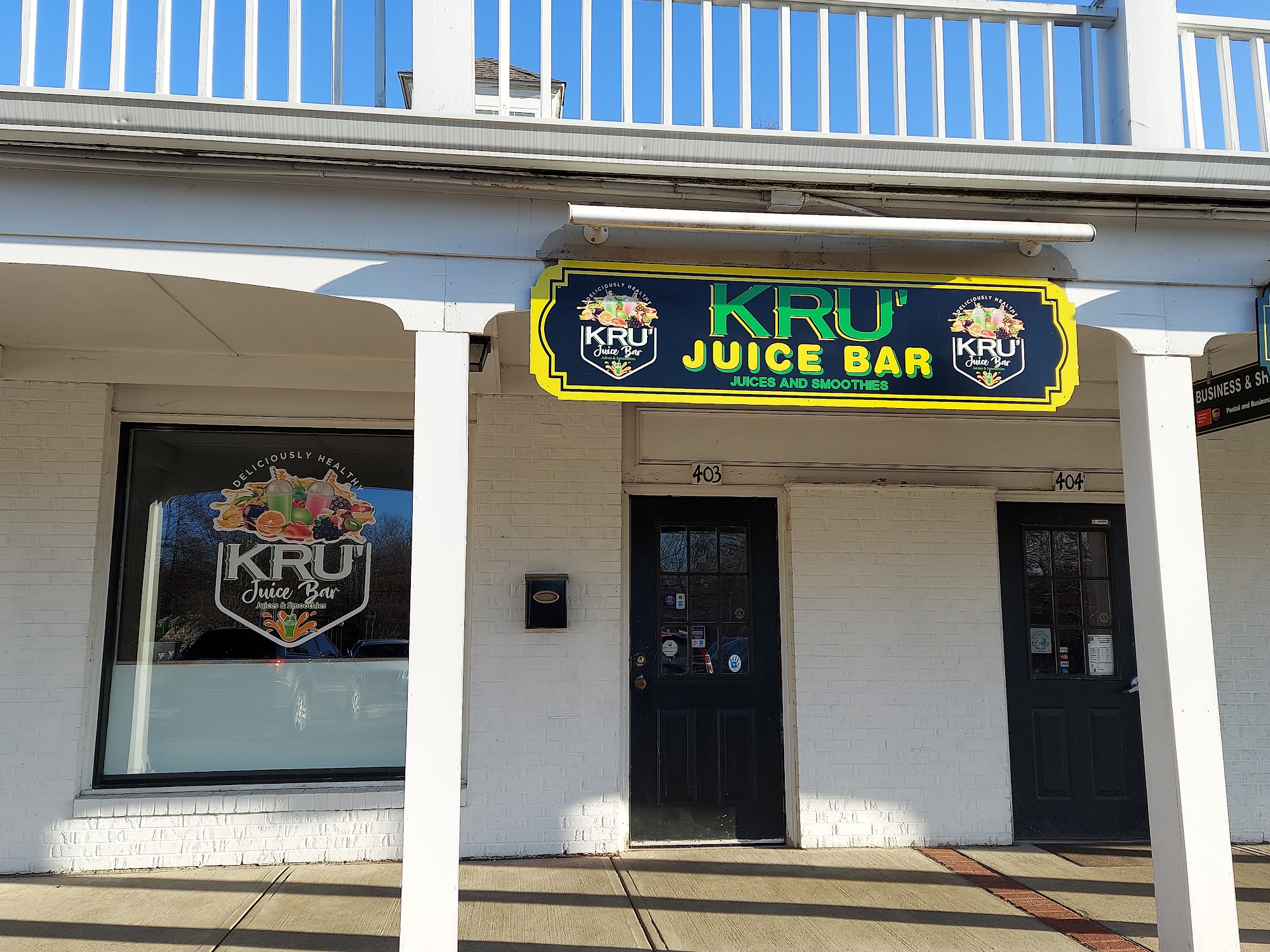 KRU Juice Bar 385 Main St S Shop # 403, Southbury, CT 06488