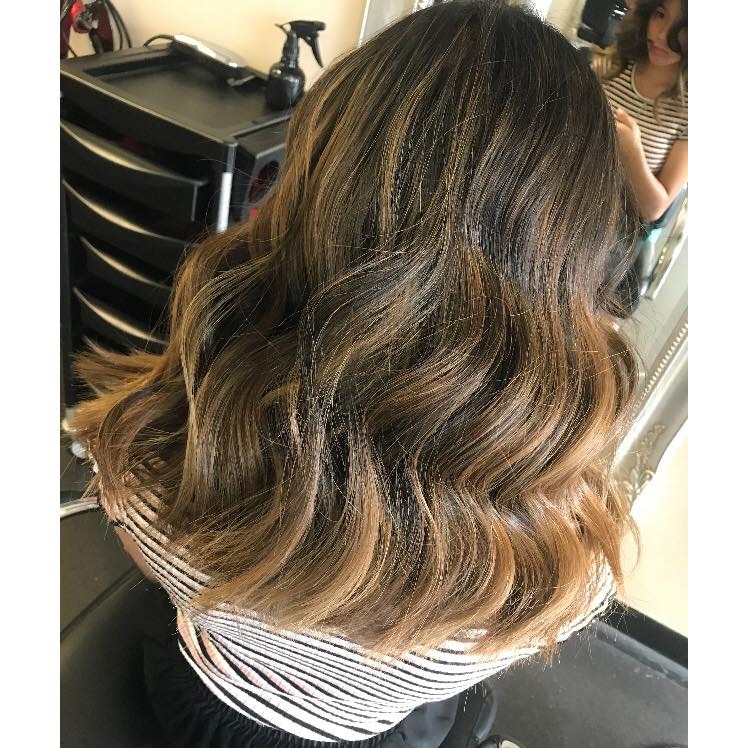 Diva's Hair & Beauty