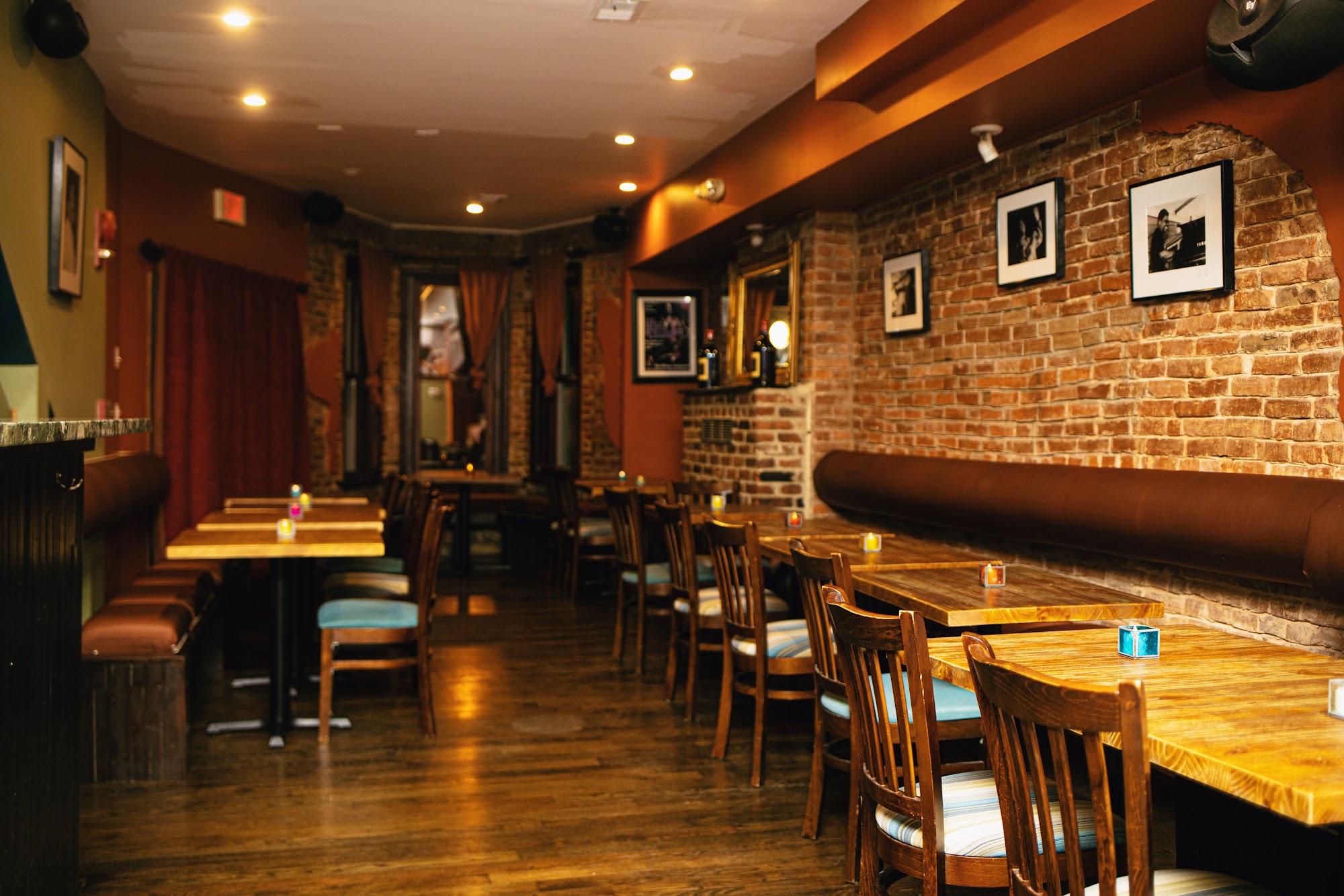 Jojo Restaurant and Bar
