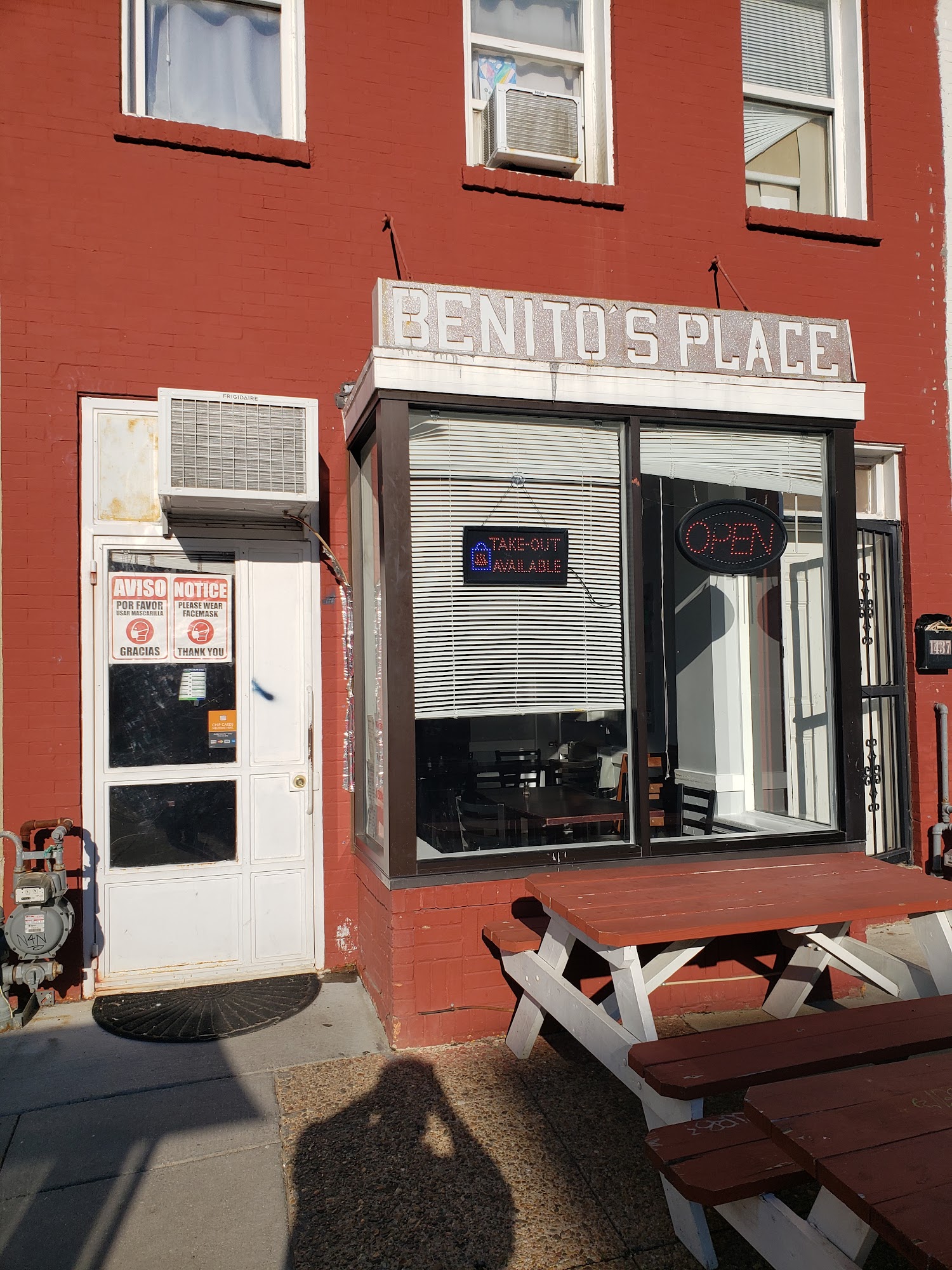 Benitos Place