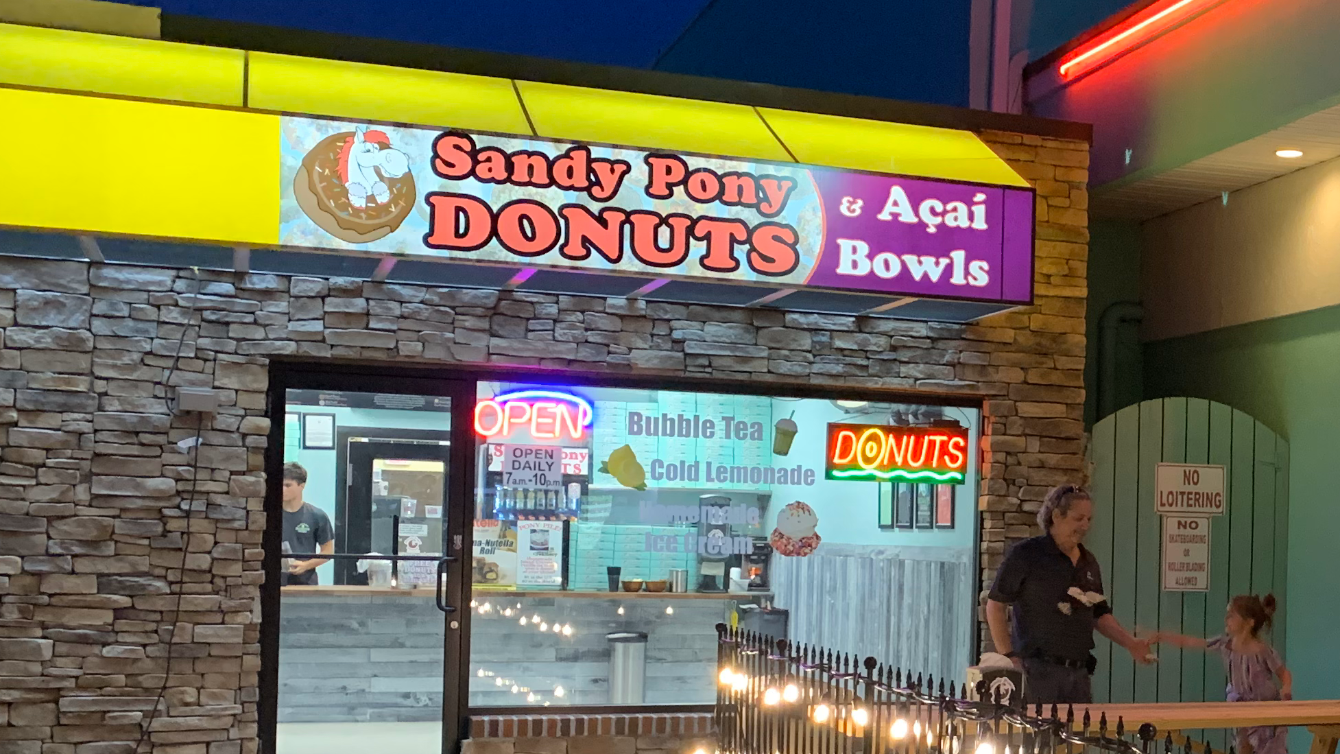 Sandy Pony Donuts