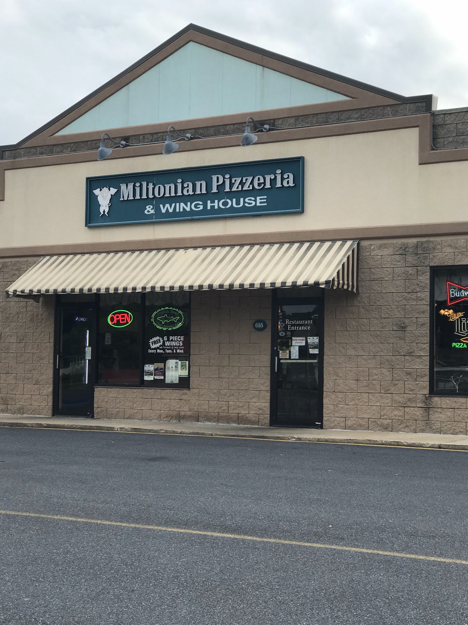 Miltonian Pizzeria & Wing House