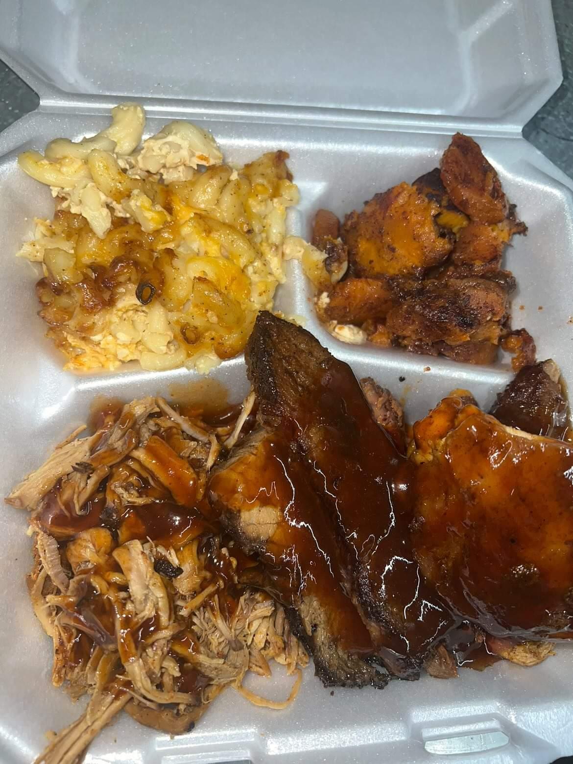 S&T Southern Smokehouse BBQ and Delights Cakes Co.