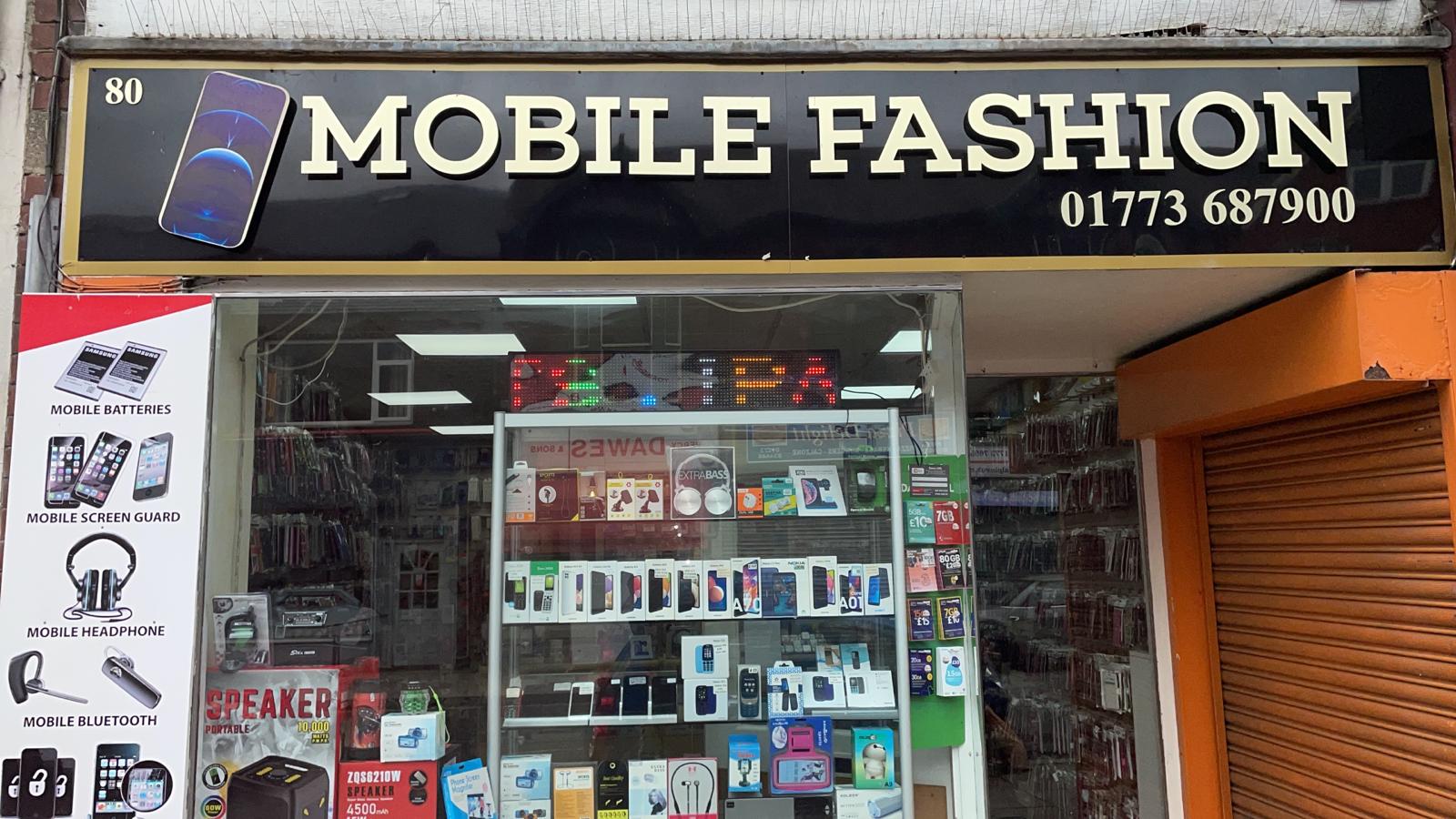 MOBILE FASHION