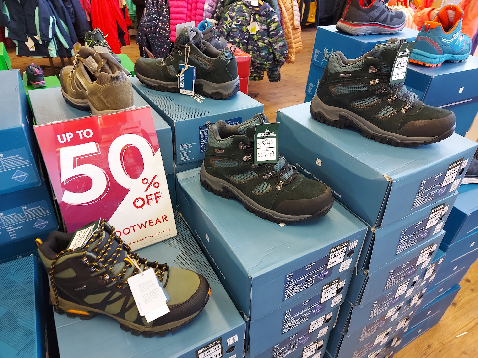 Mountain Warehouse Glossop Glossop