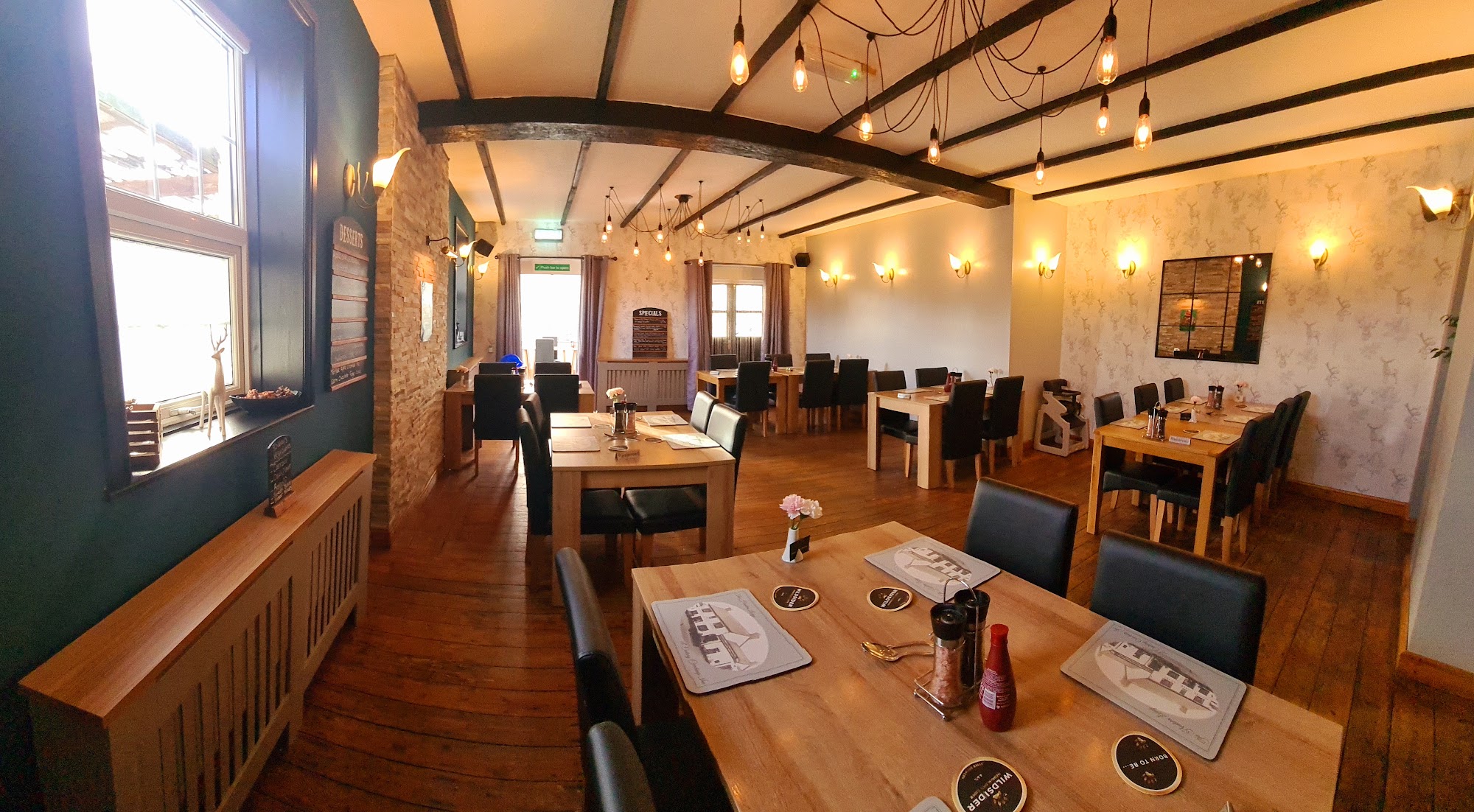 The Hunters Lodge Inn Charmouth Rd, Axminster