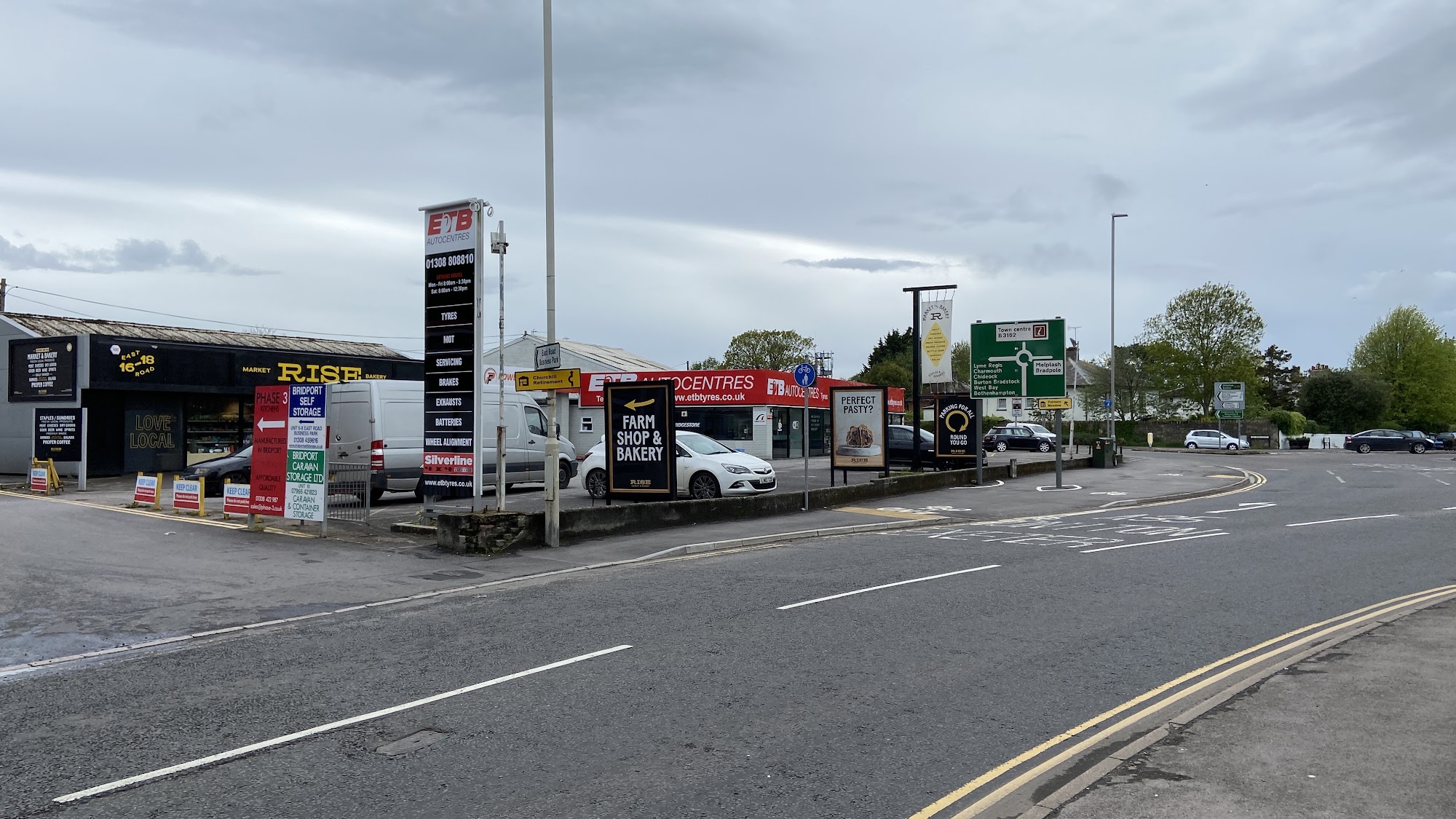 ETB Autocentres - Tyres & MOT - Bridport