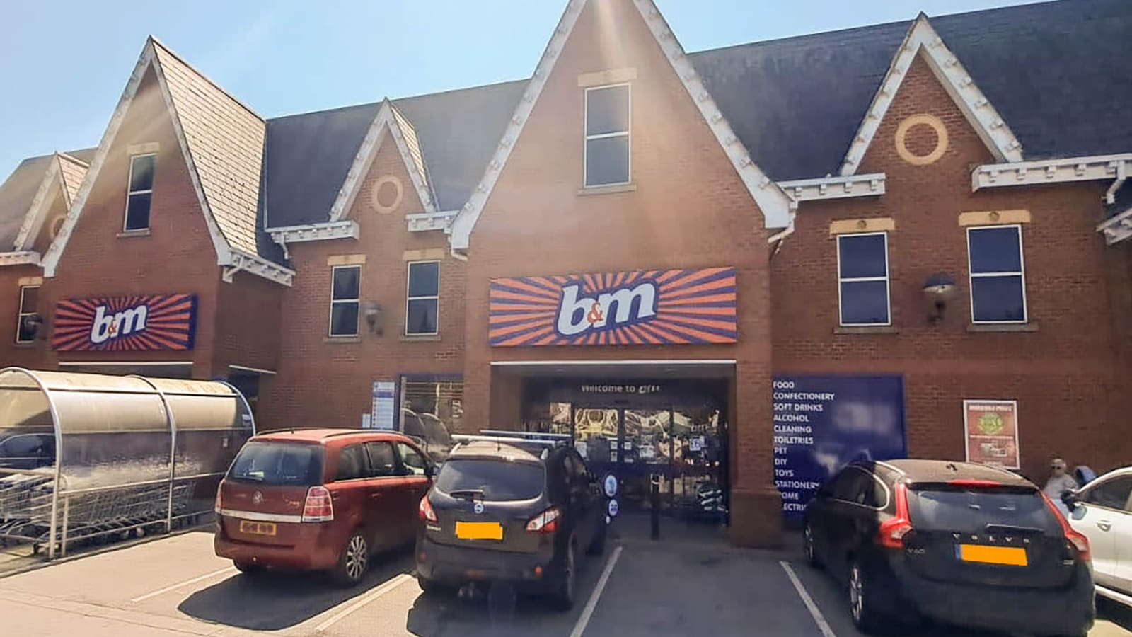 B&M Store