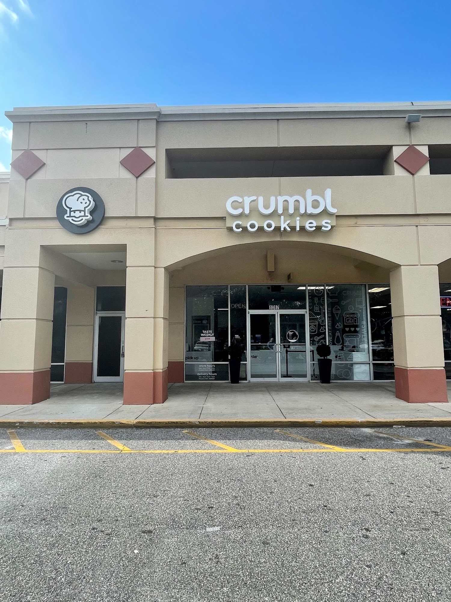 Crumbl - Altamonte Springs