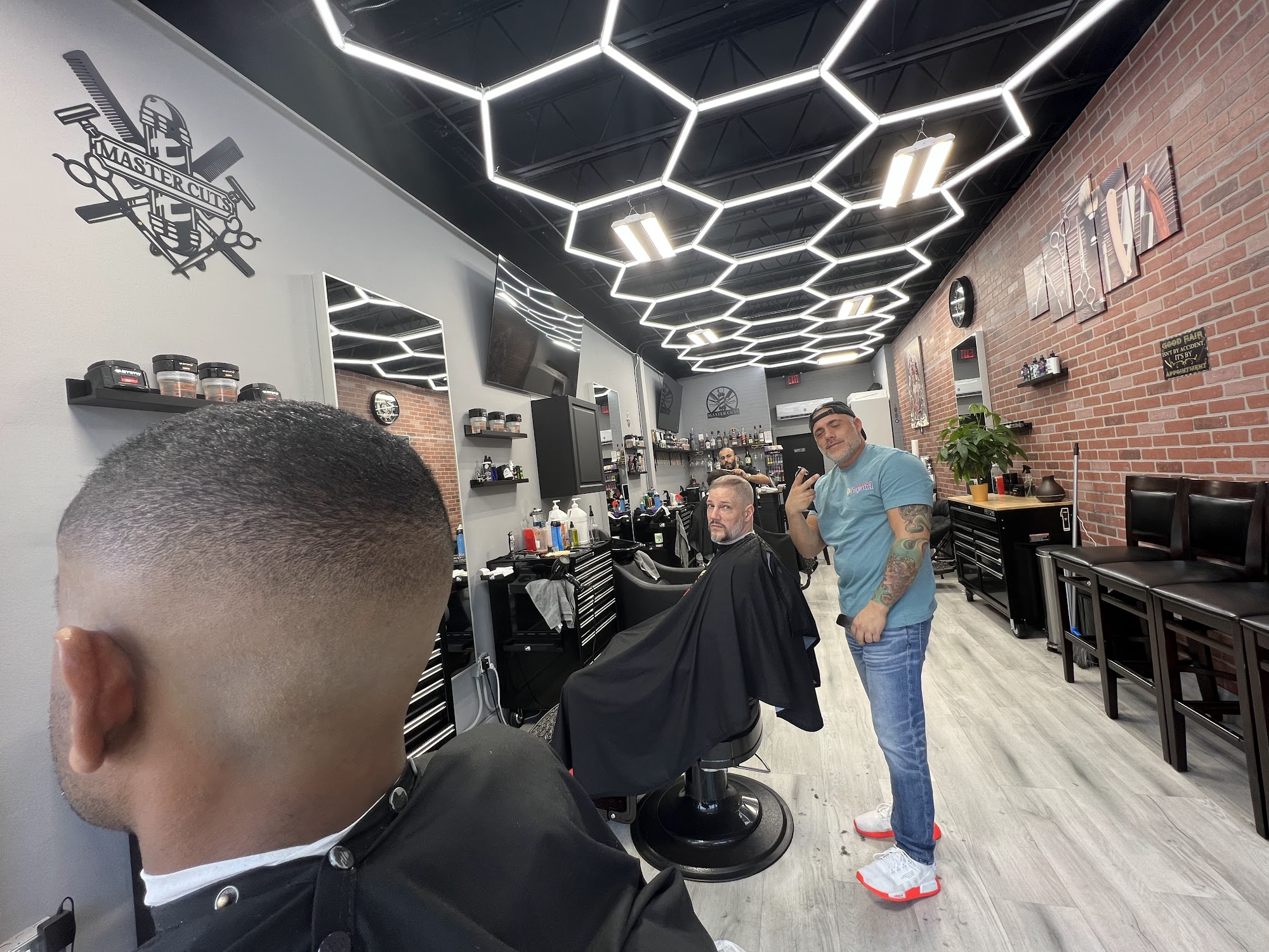 Master Cuts Barber shop 9570 Bay Harbor Terrace, Bay Harbor Islands Florida 33154
