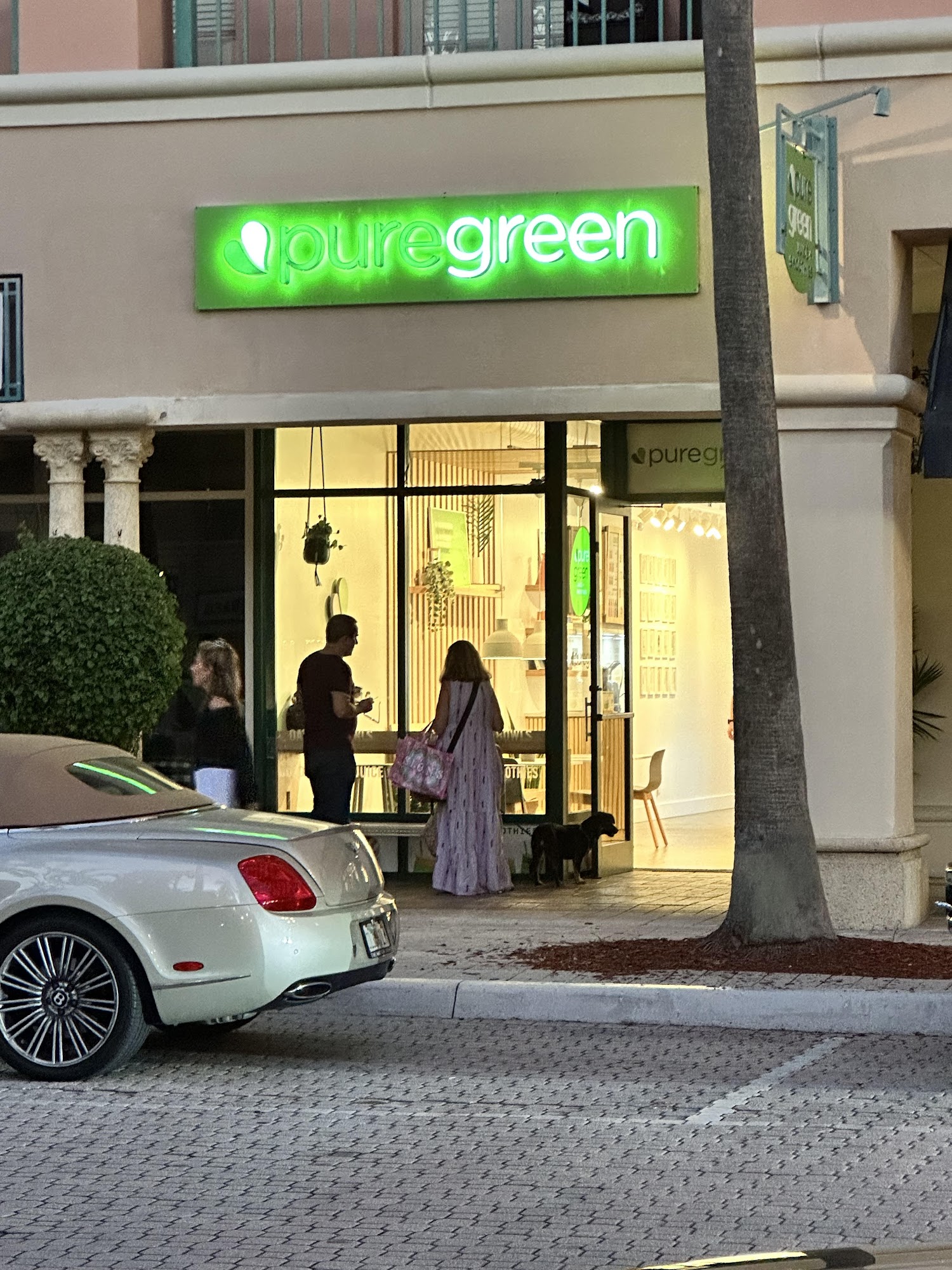 Pure Green - Juice Bar Mizner Park