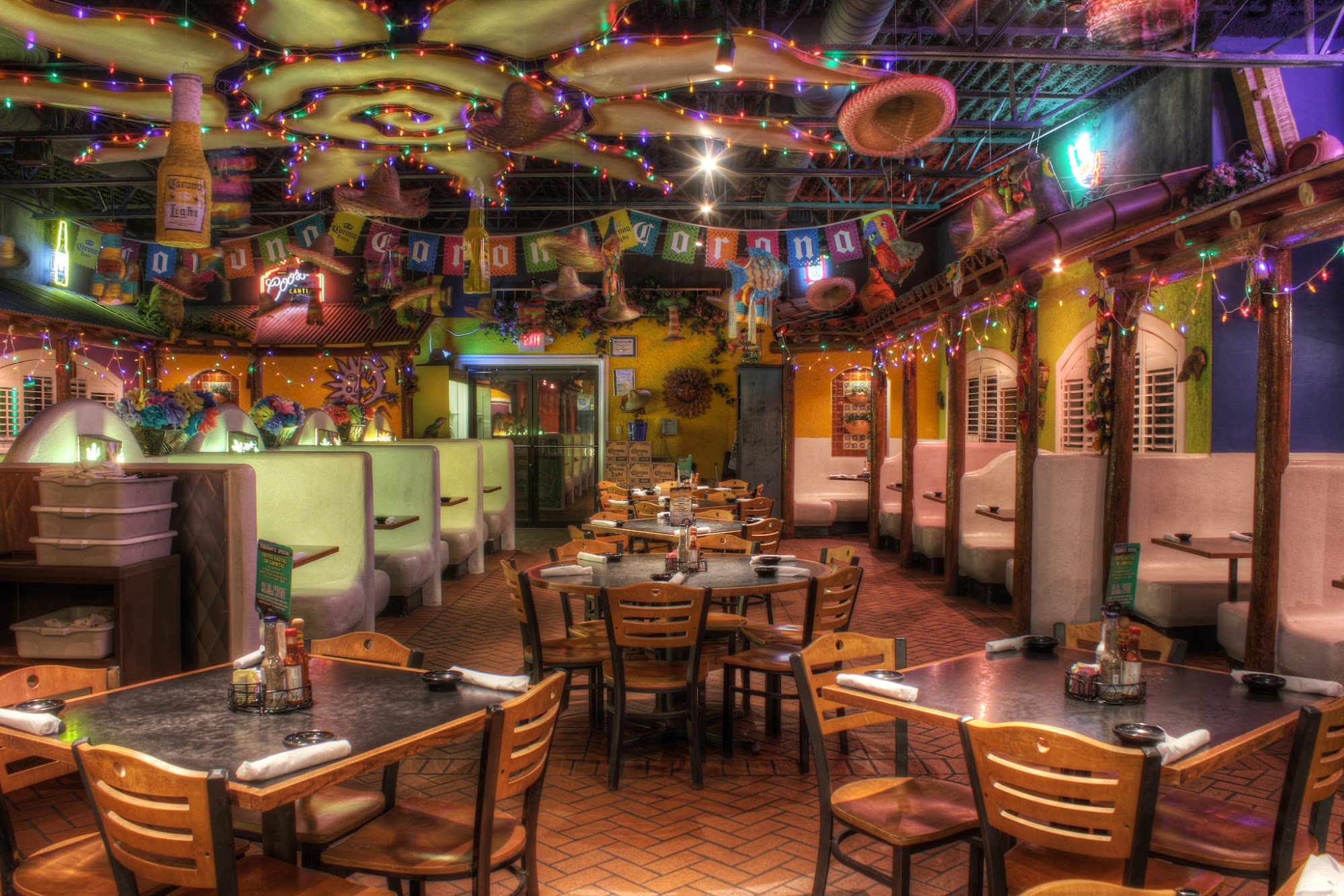 Iguana Mia Mexican of Bonita Springs