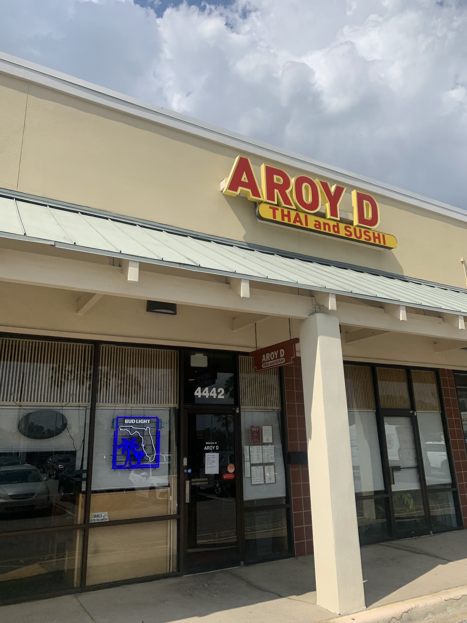 Aroy D Thai and Sushi