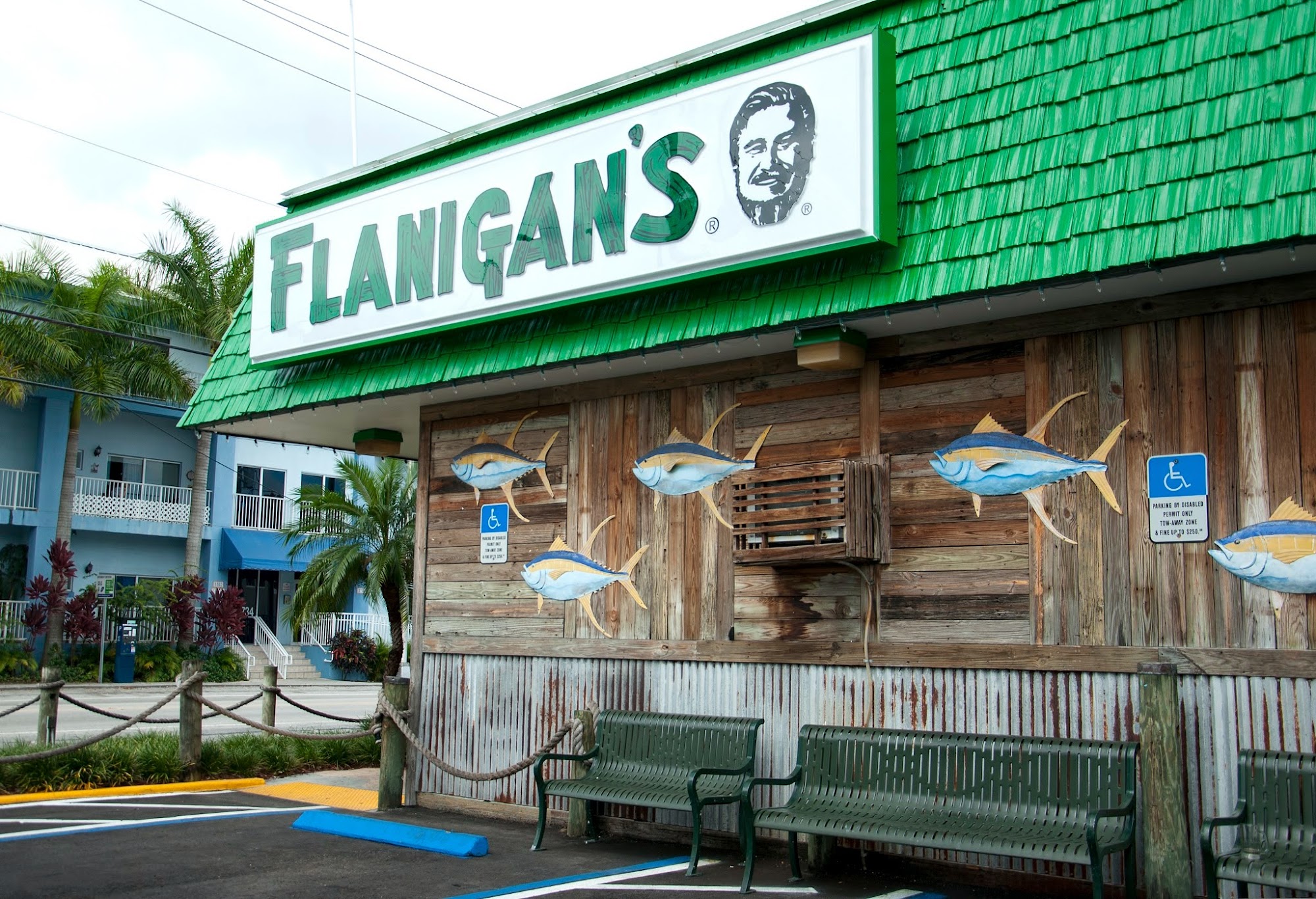 Flanigan's Seafood Bar and Grill